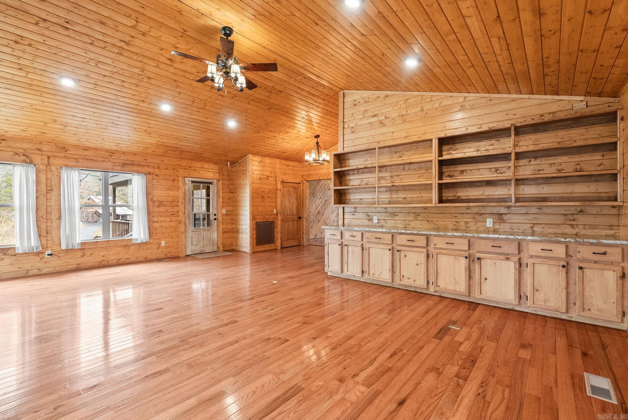 SILLS PENINSULA - Residential