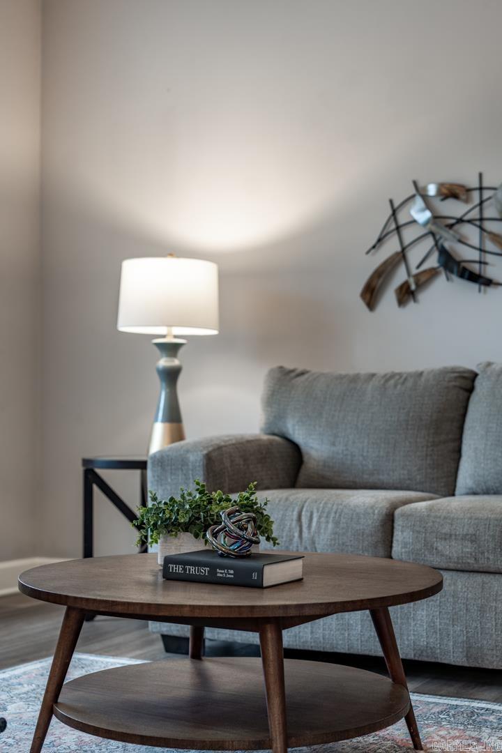 CHENAL RIDGE - Residential