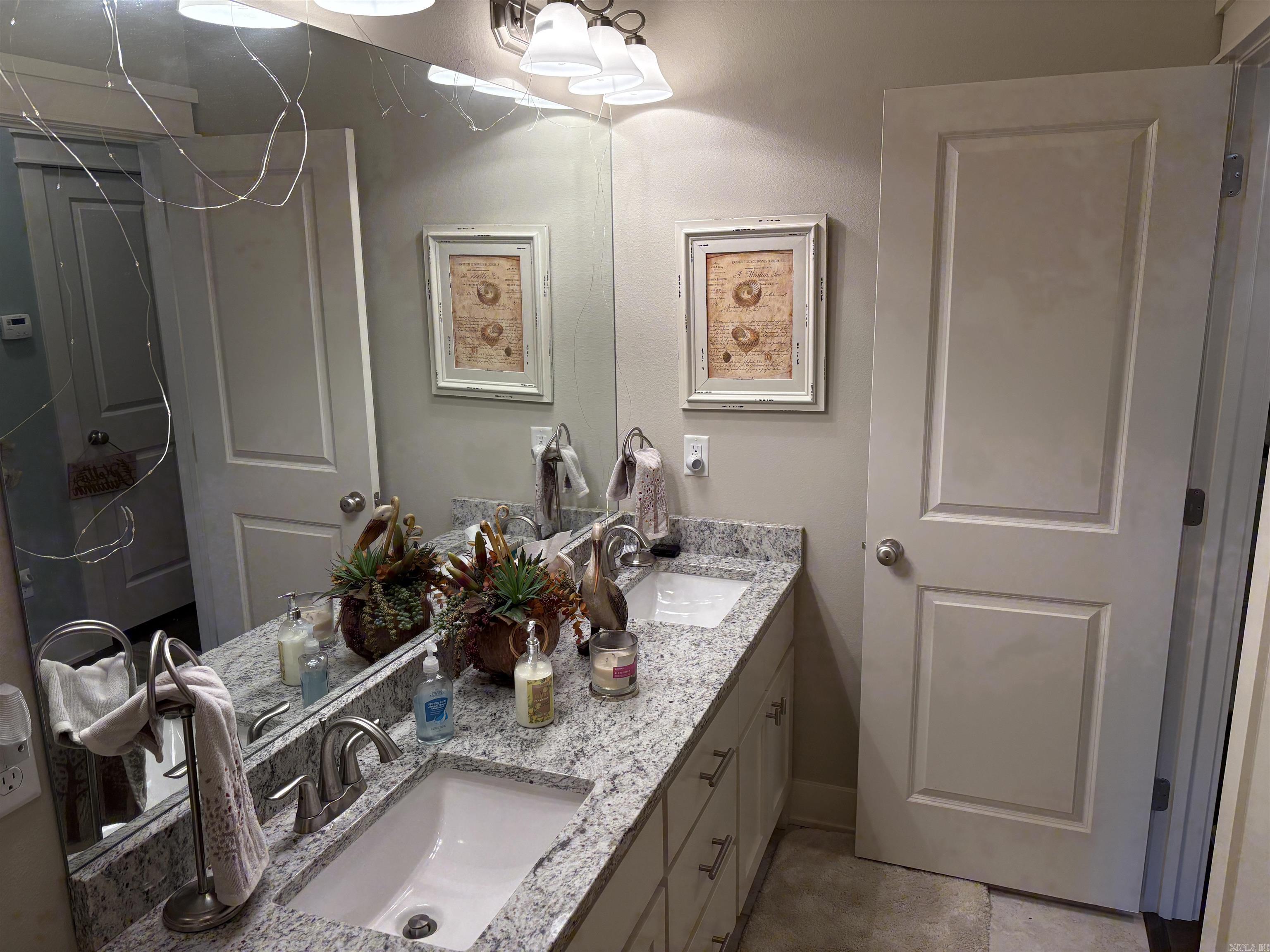 THE COVE - Residential