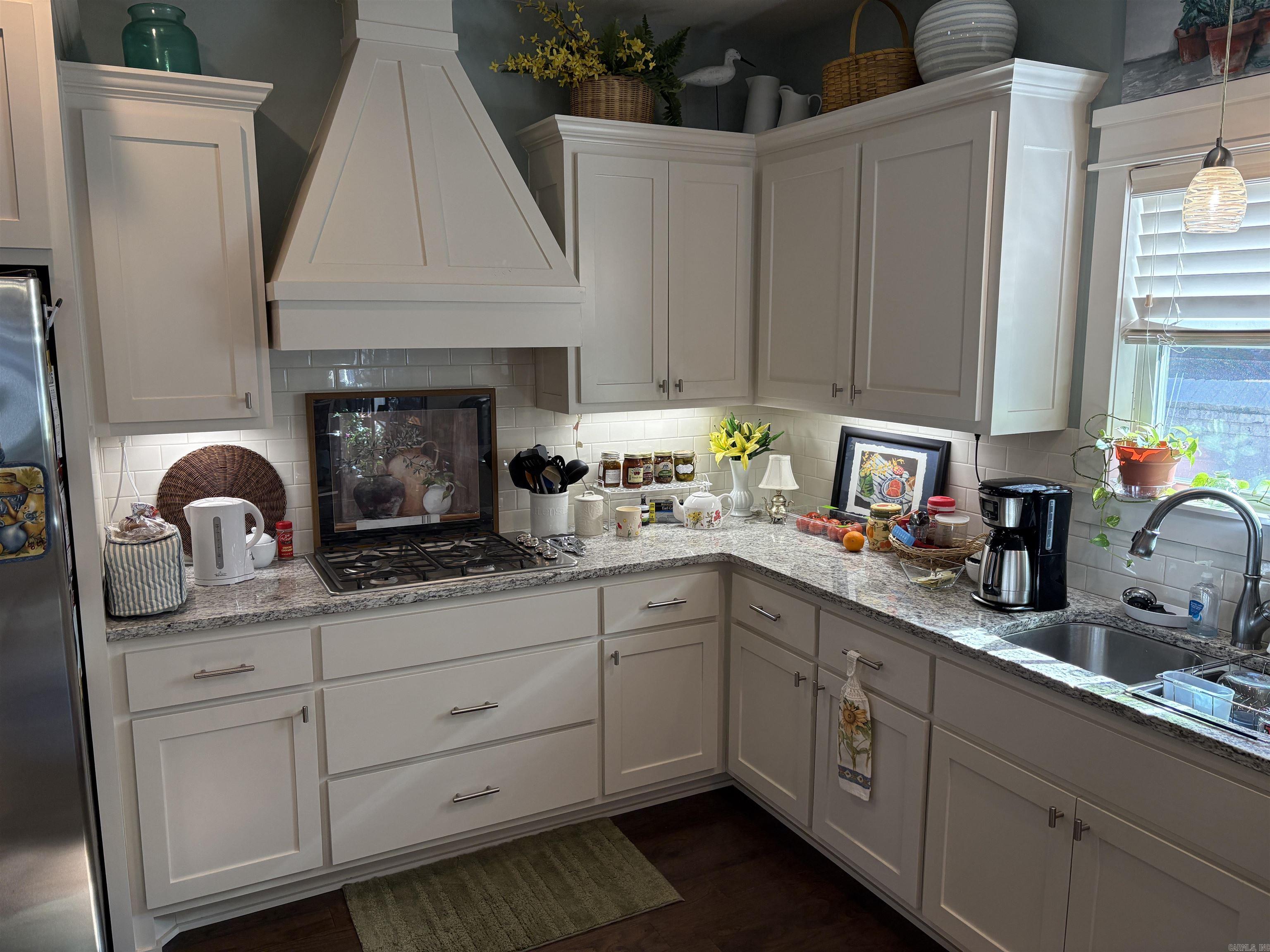 THE COVE - Residential