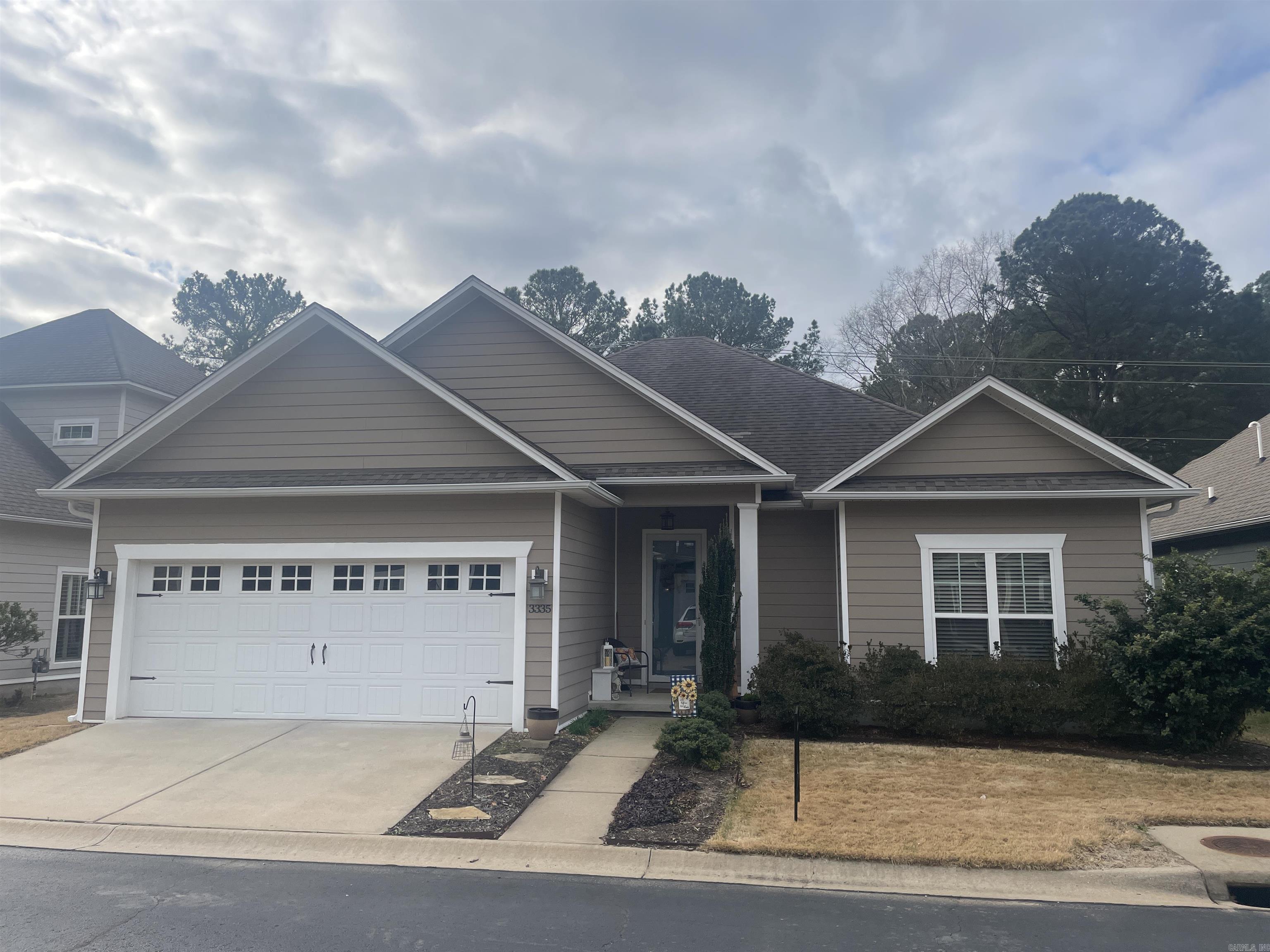 THE COVE - Residential