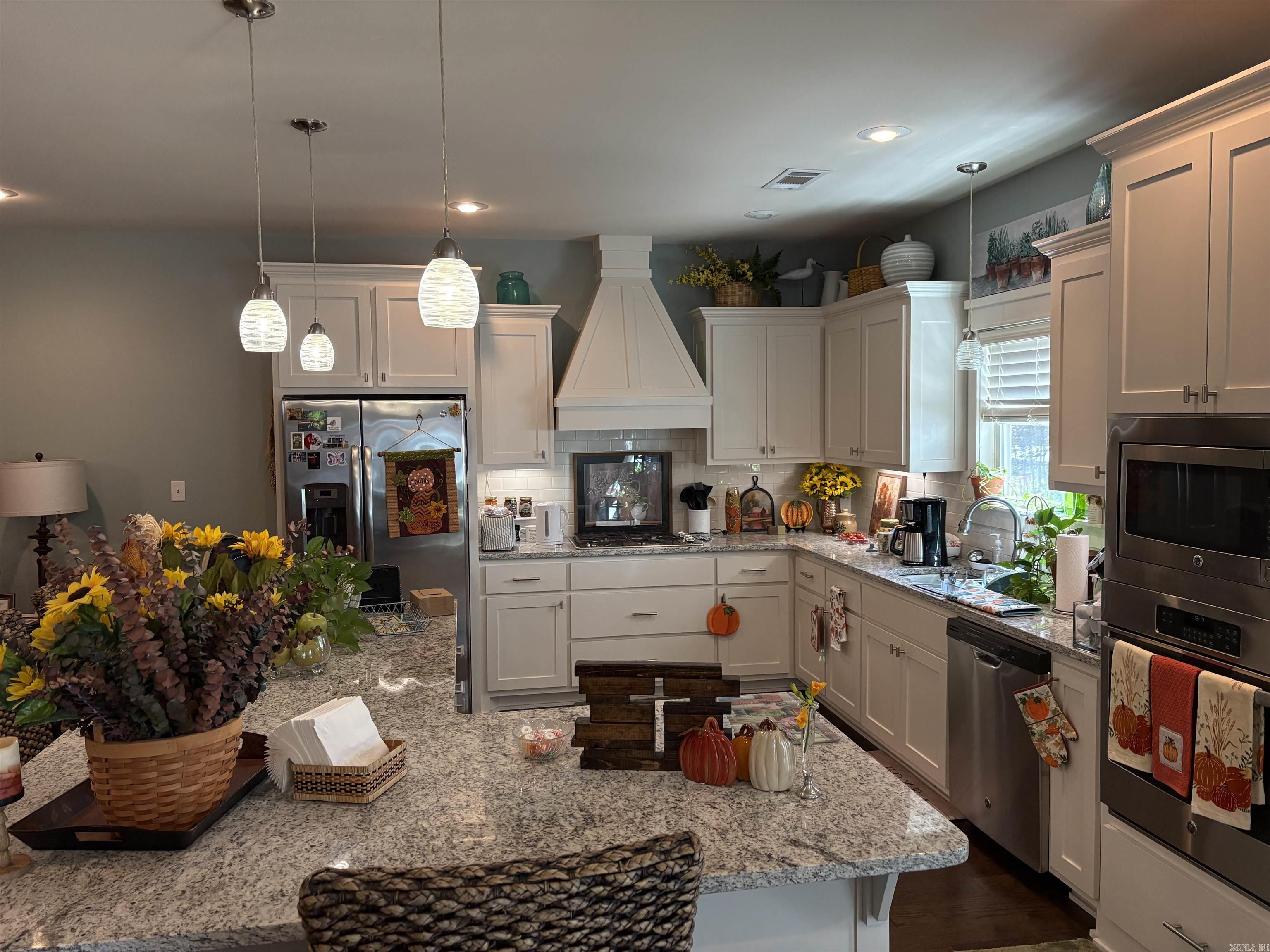 THE COVE - Residential