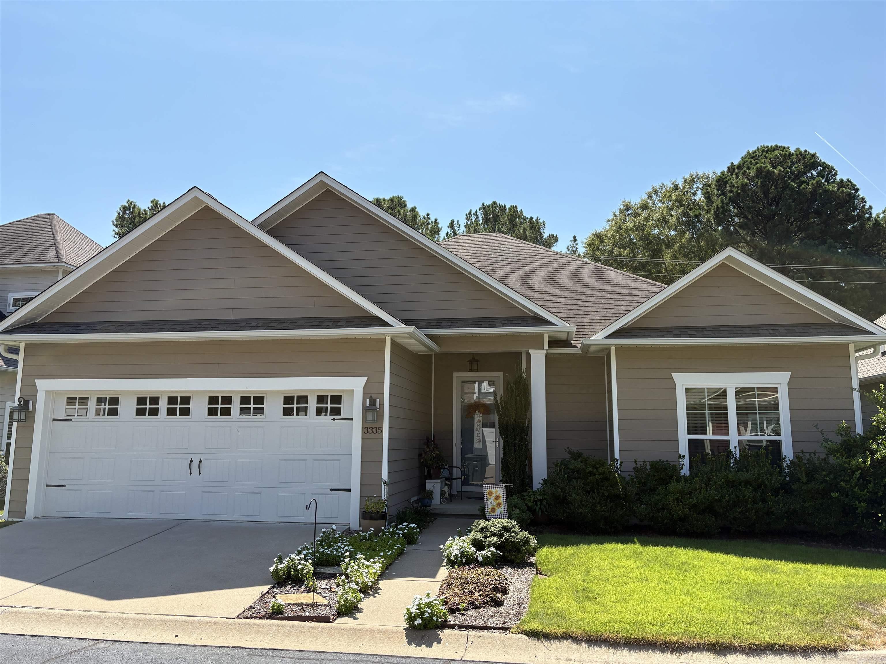 This charming home features an easy-to-maintain yard, a well-planned layout, and is comfortable yet stylish! You'll love this close-knit neighborhood with a classy, modern feel.
