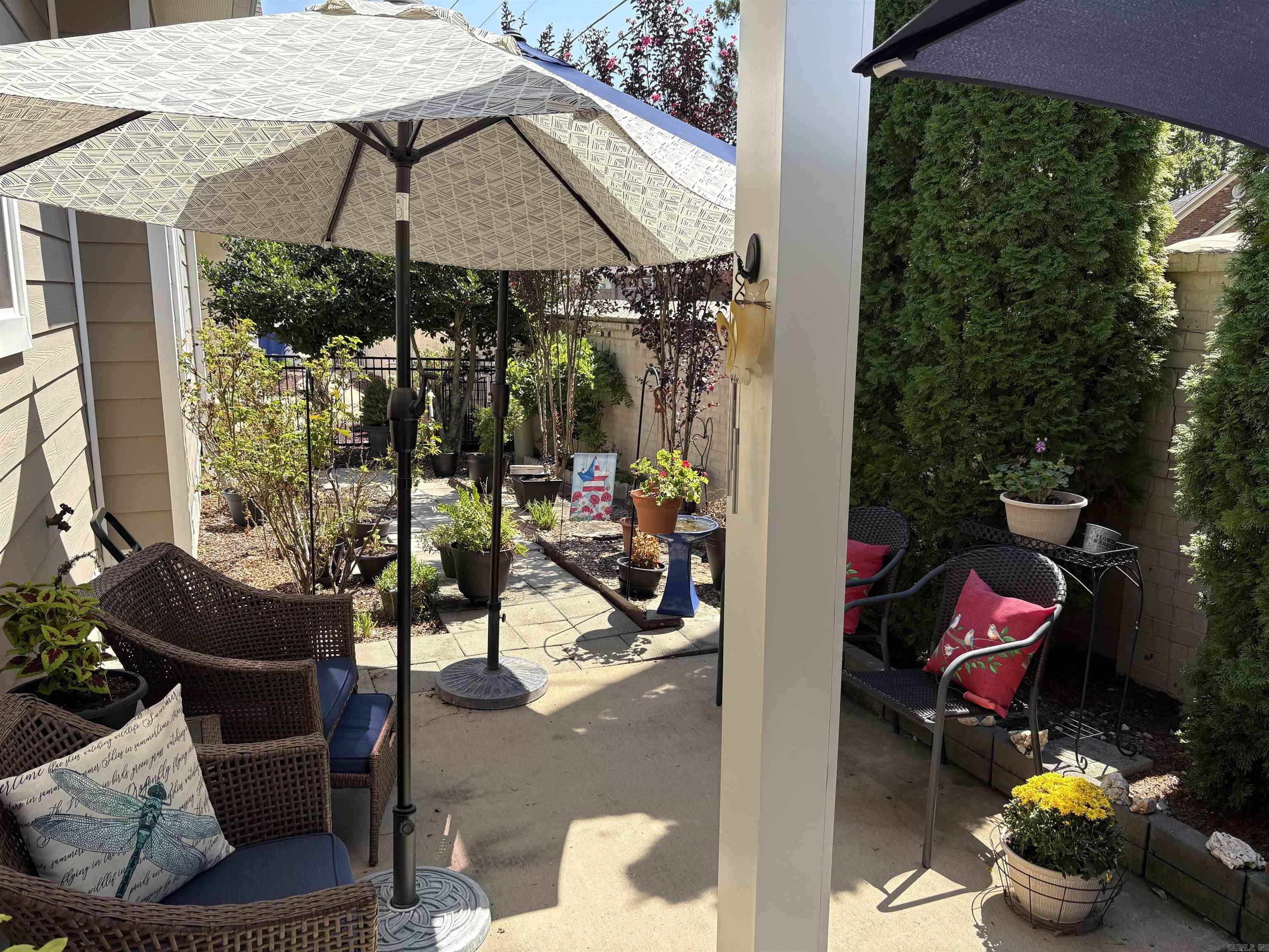 THE COVE - Residential