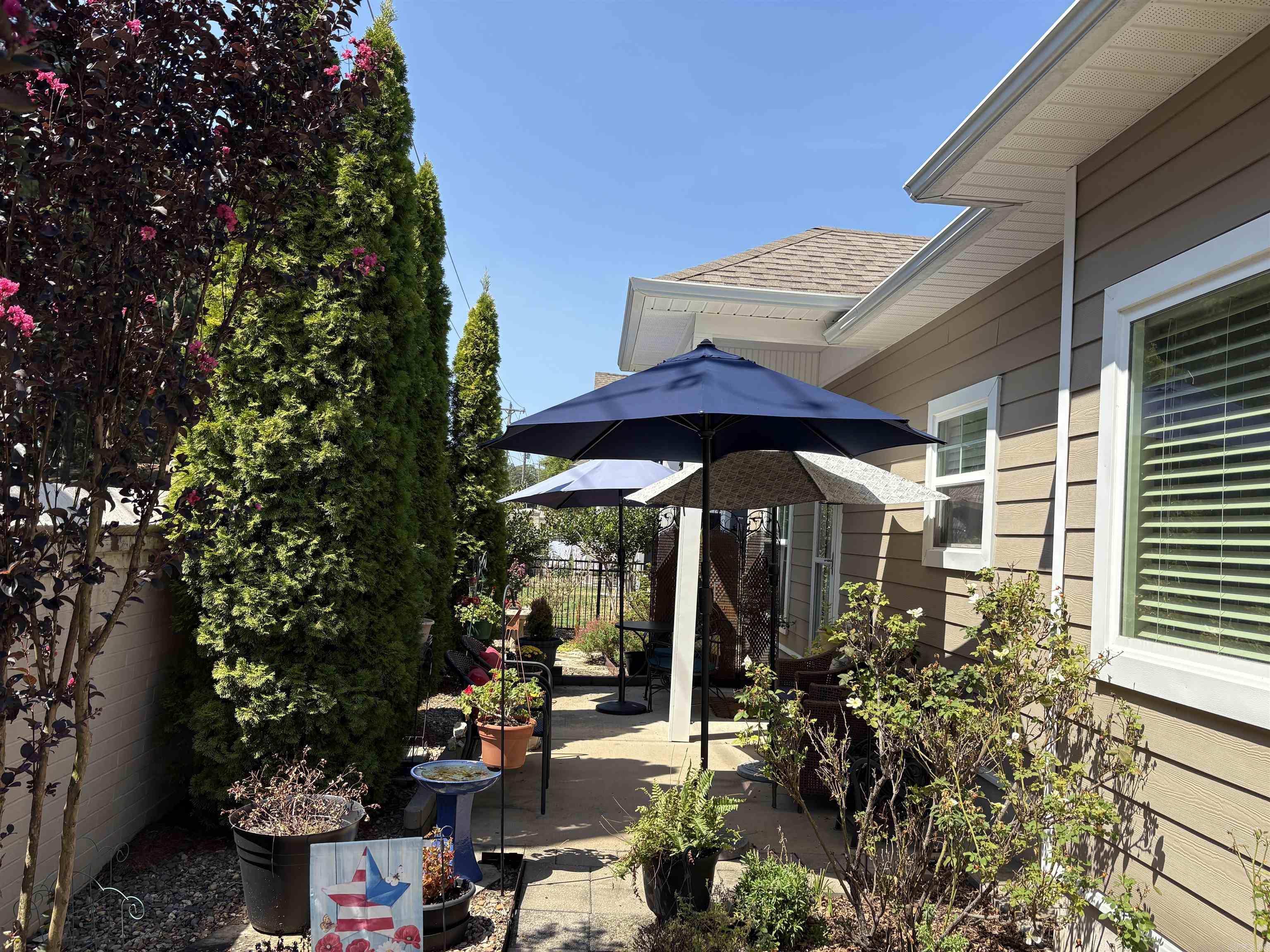 THE COVE - Residential