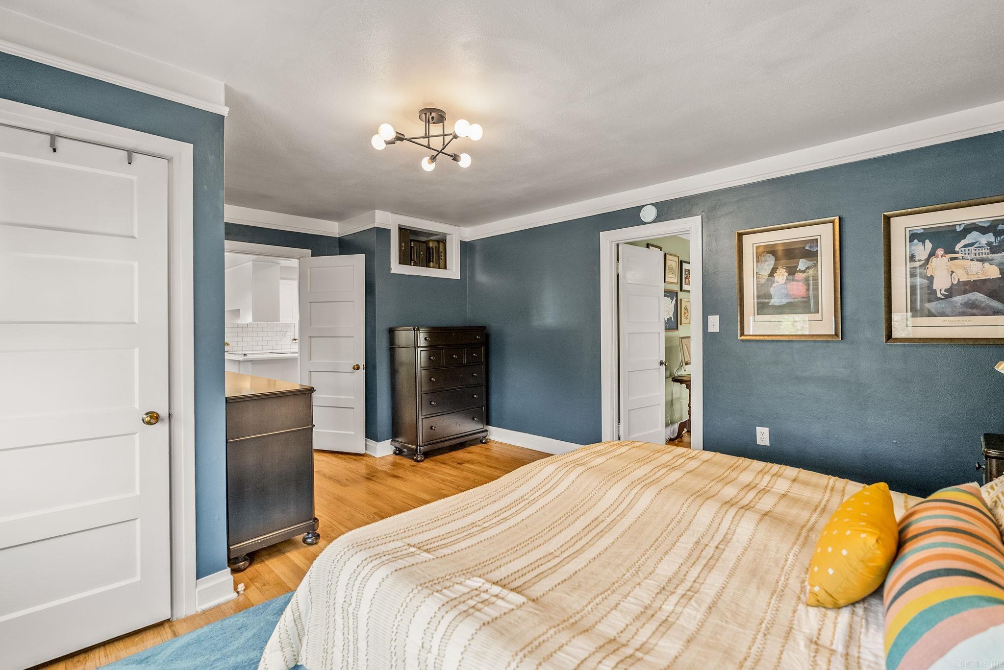 LINCOLN PARK - Residential