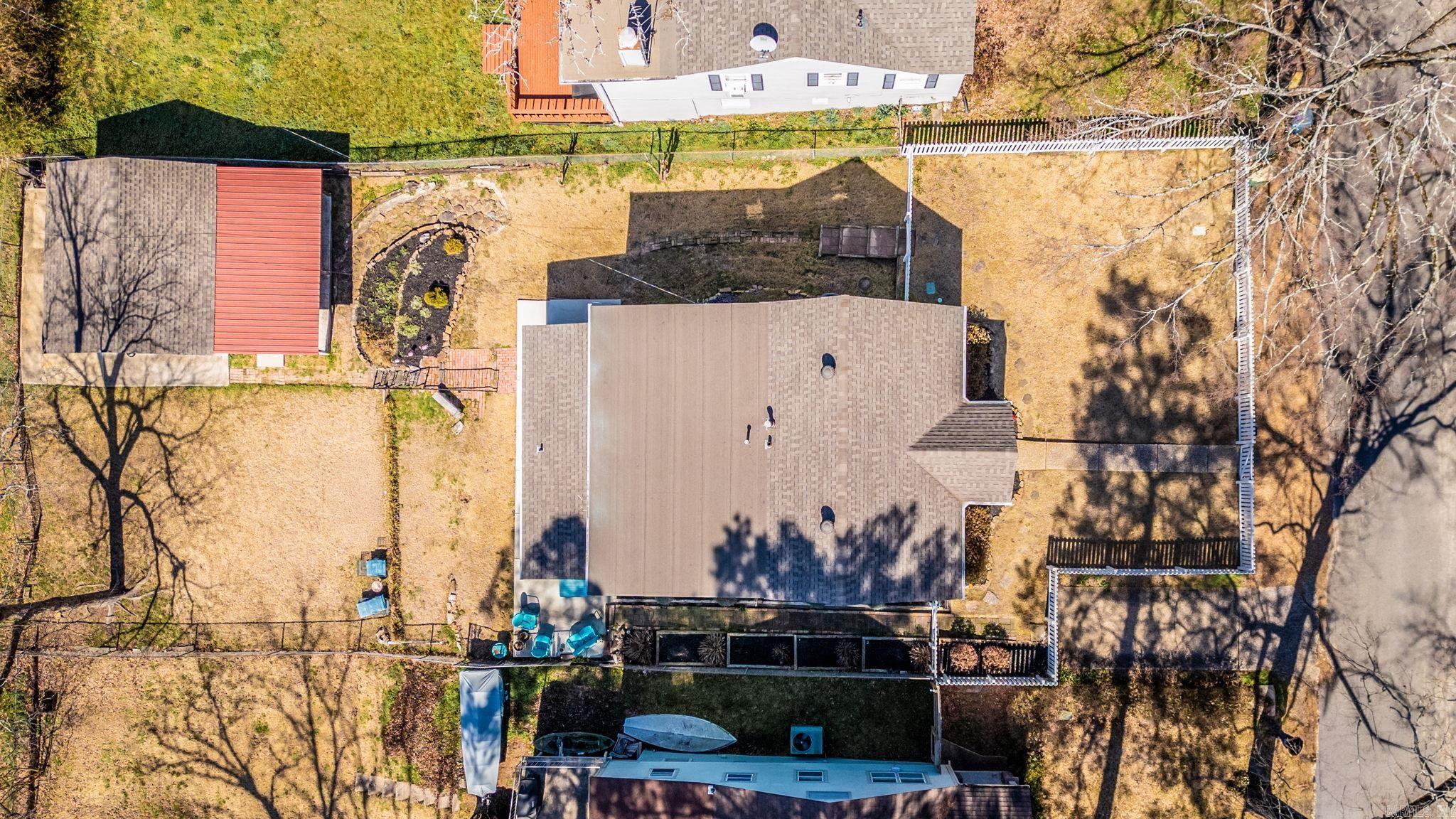 LINCOLN PARK - Residential