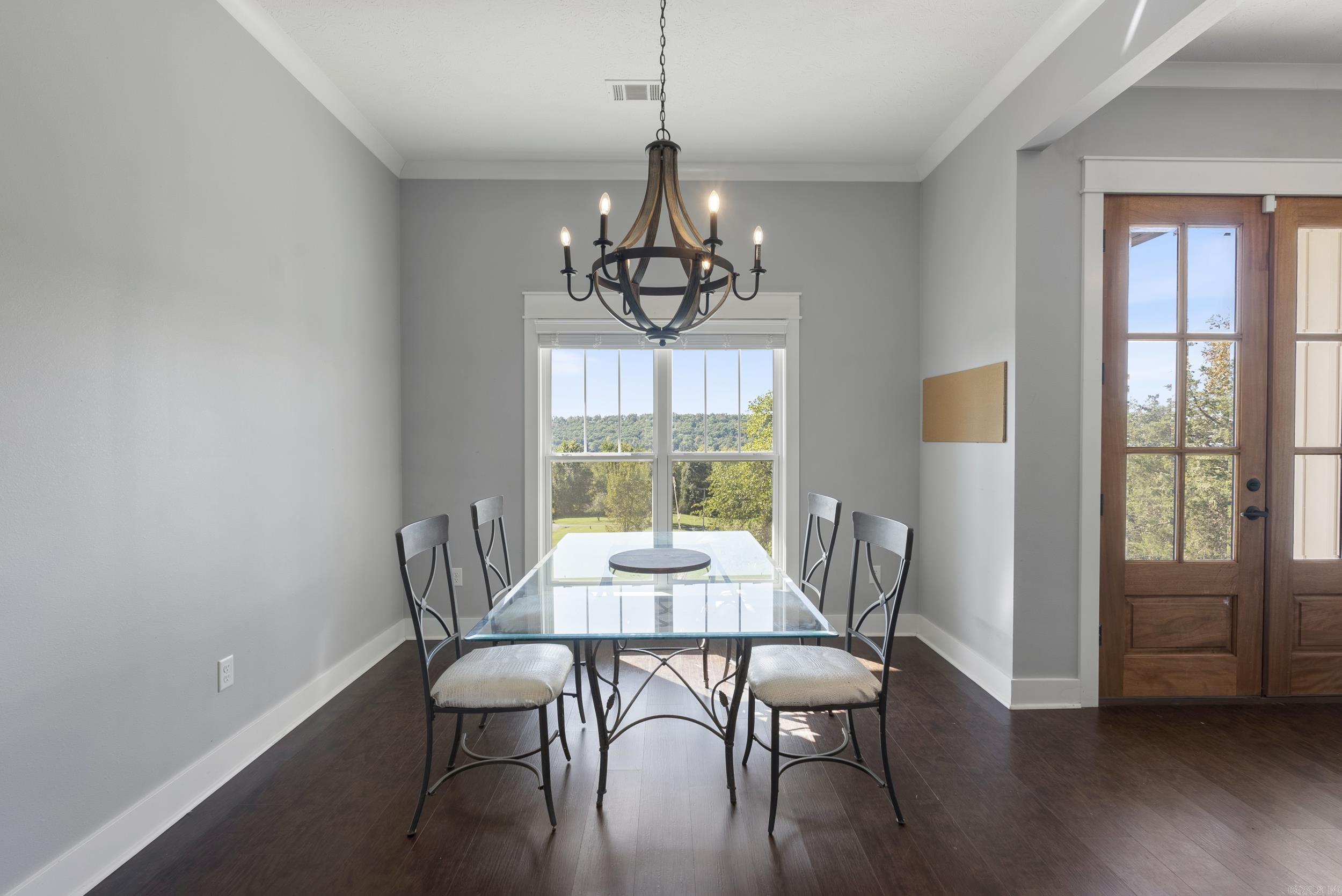 CASTLEPINES - Residential