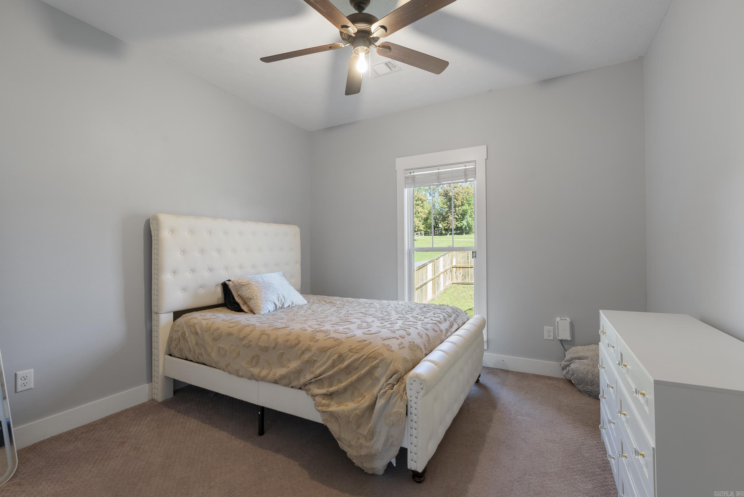 CASTLEPINES - Residential