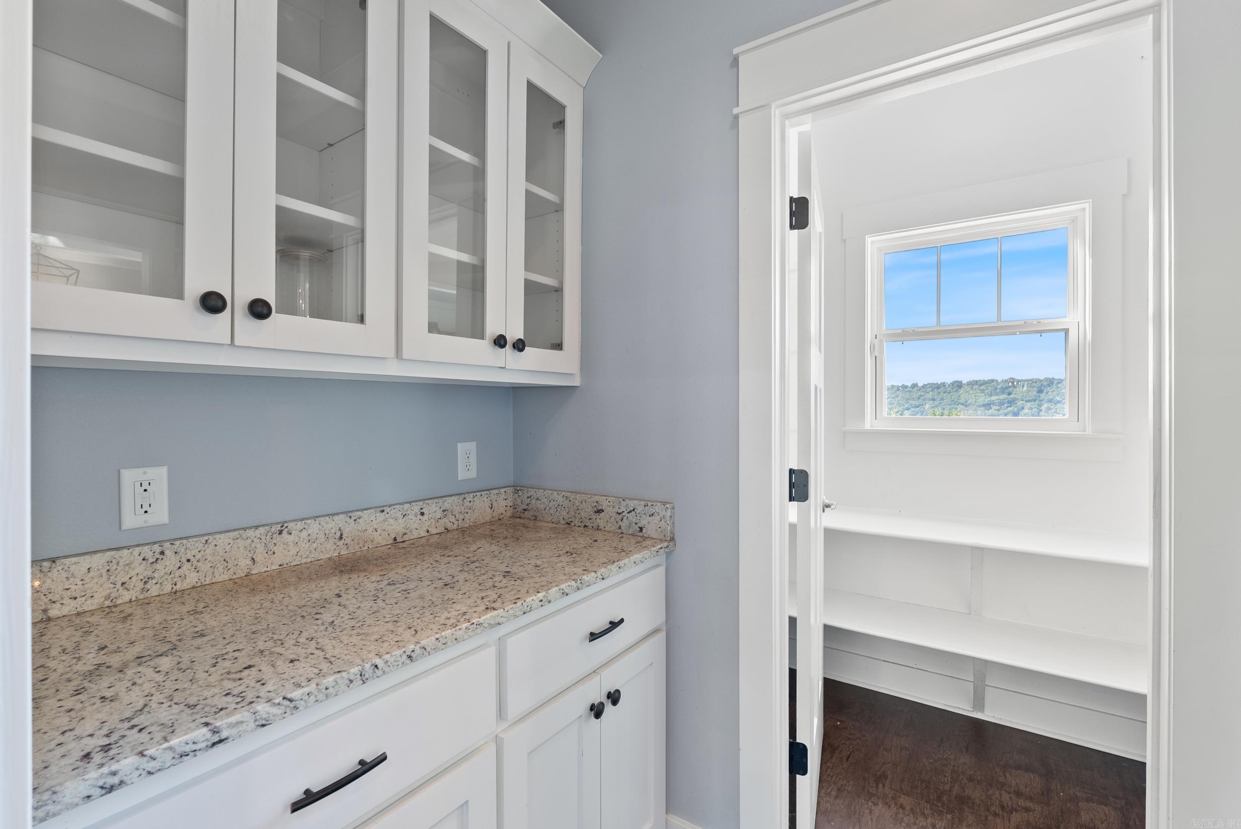 CASTLEPINES - Residential