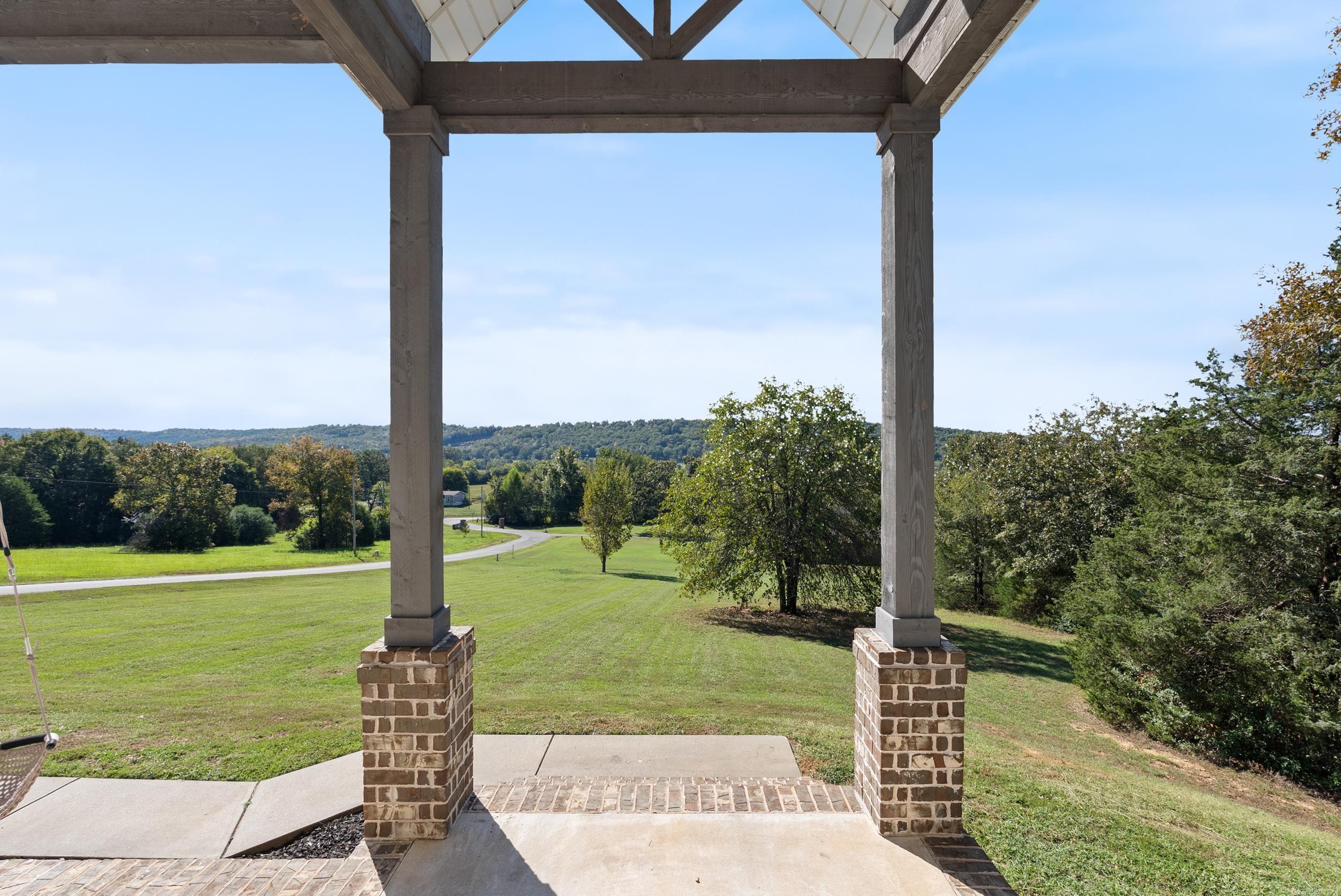 CASTLEPINES - Residential