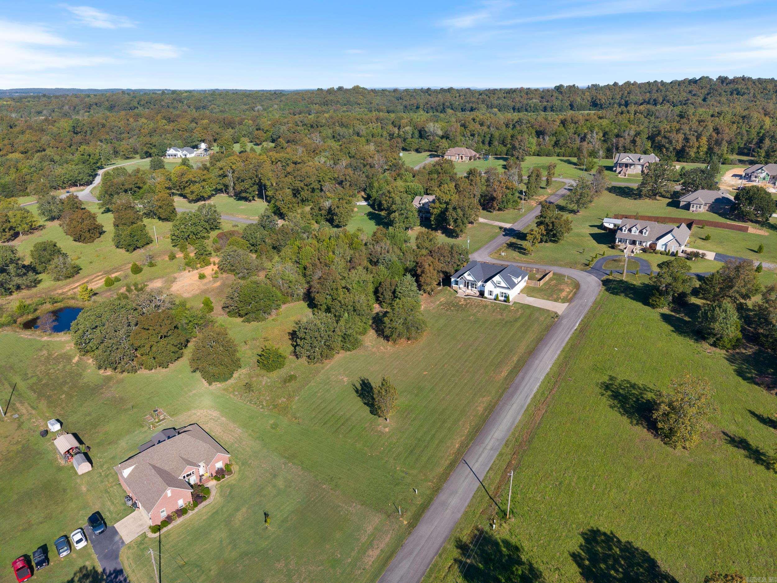 CASTLEPINES - Residential