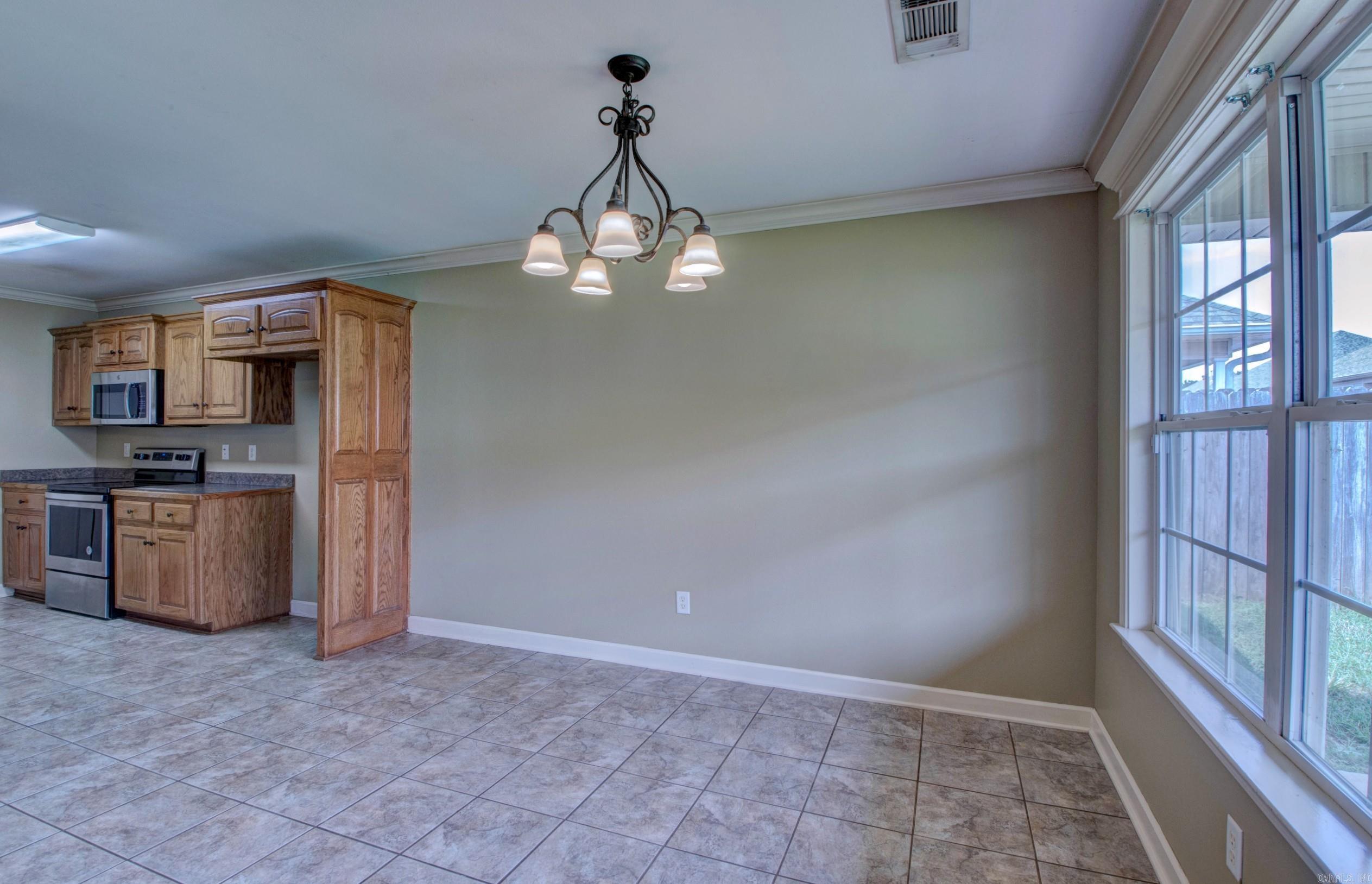 THE OAKS - Residential