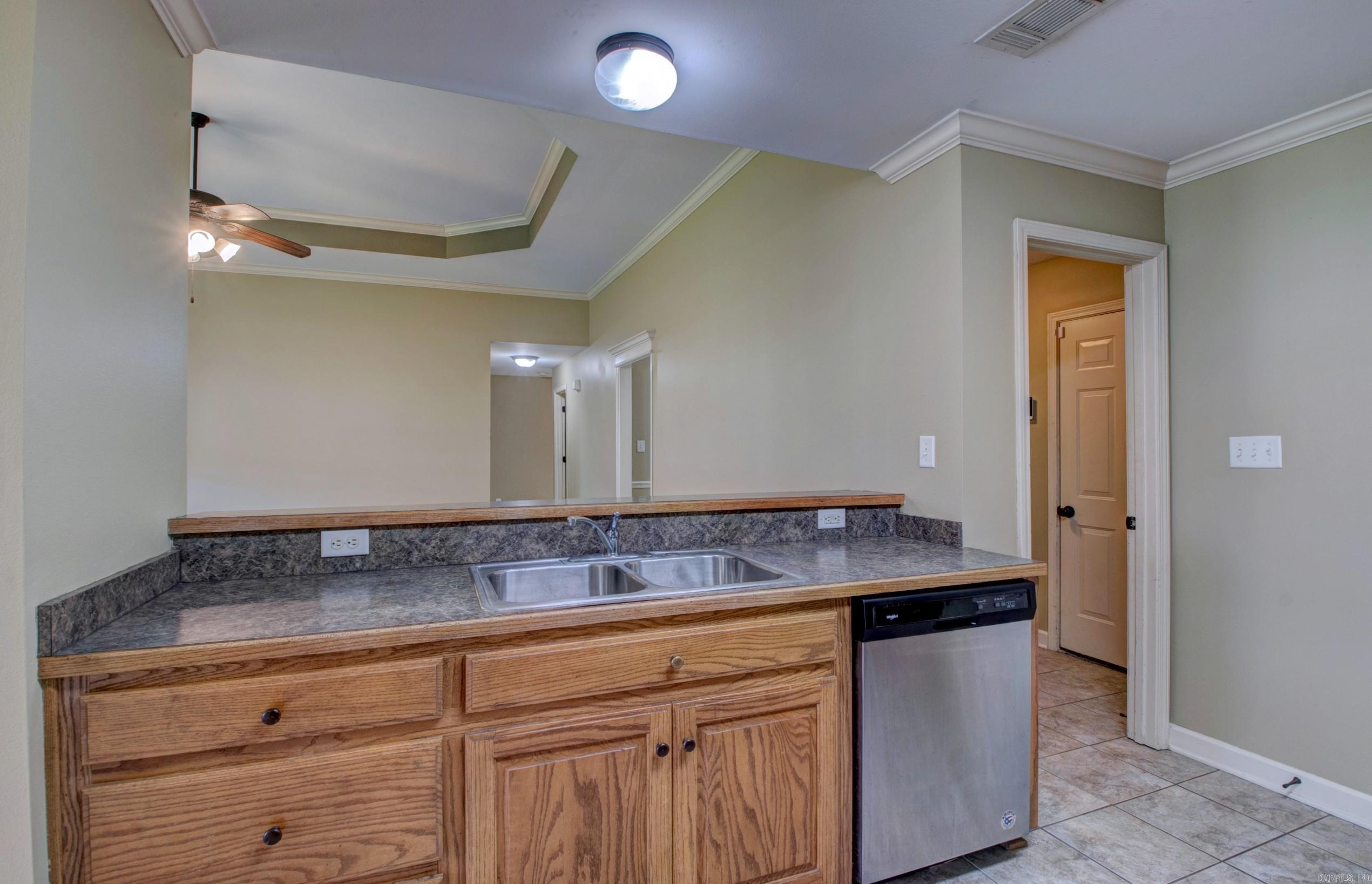 THE OAKS - Residential