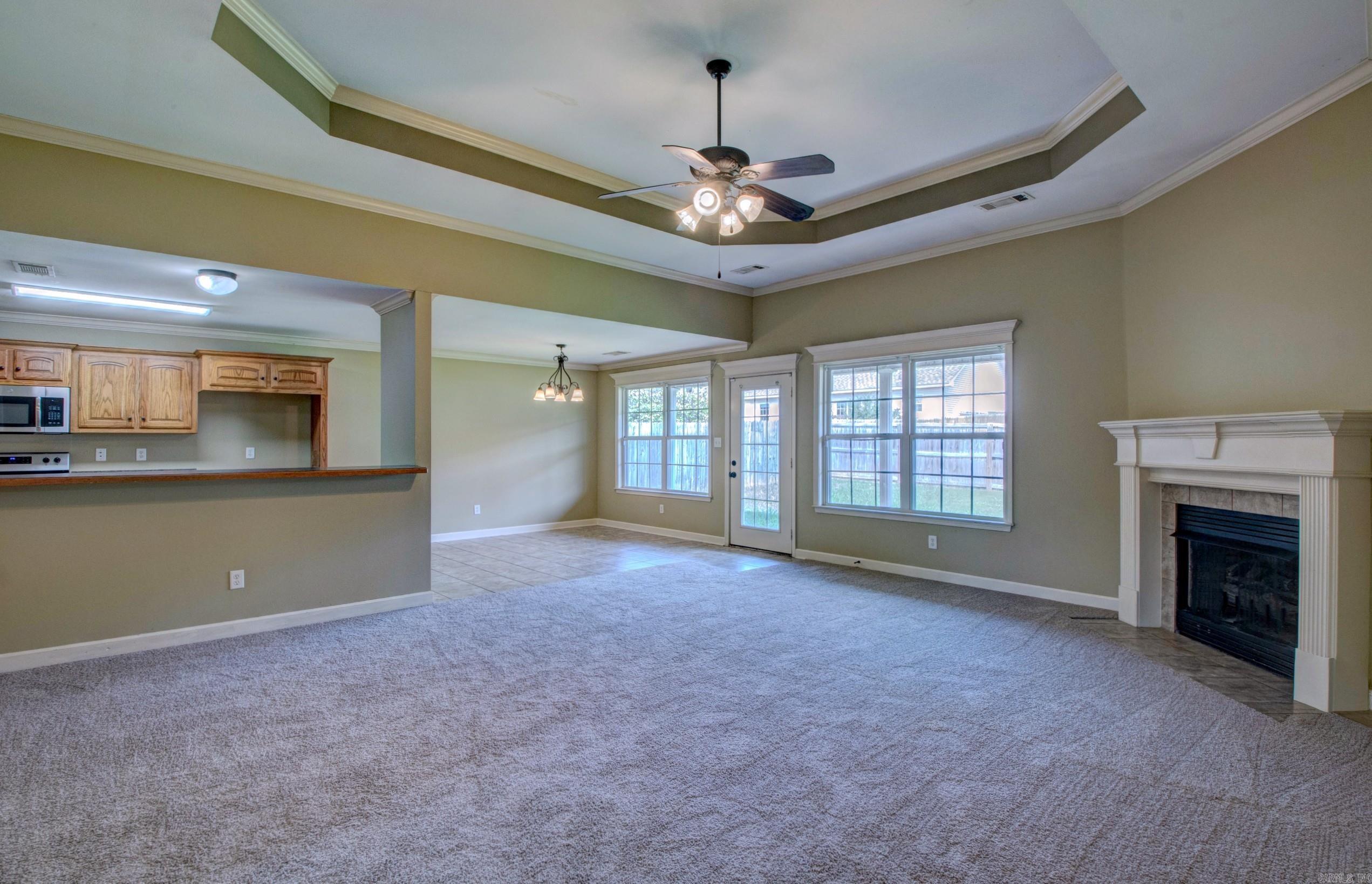 THE OAKS - Residential