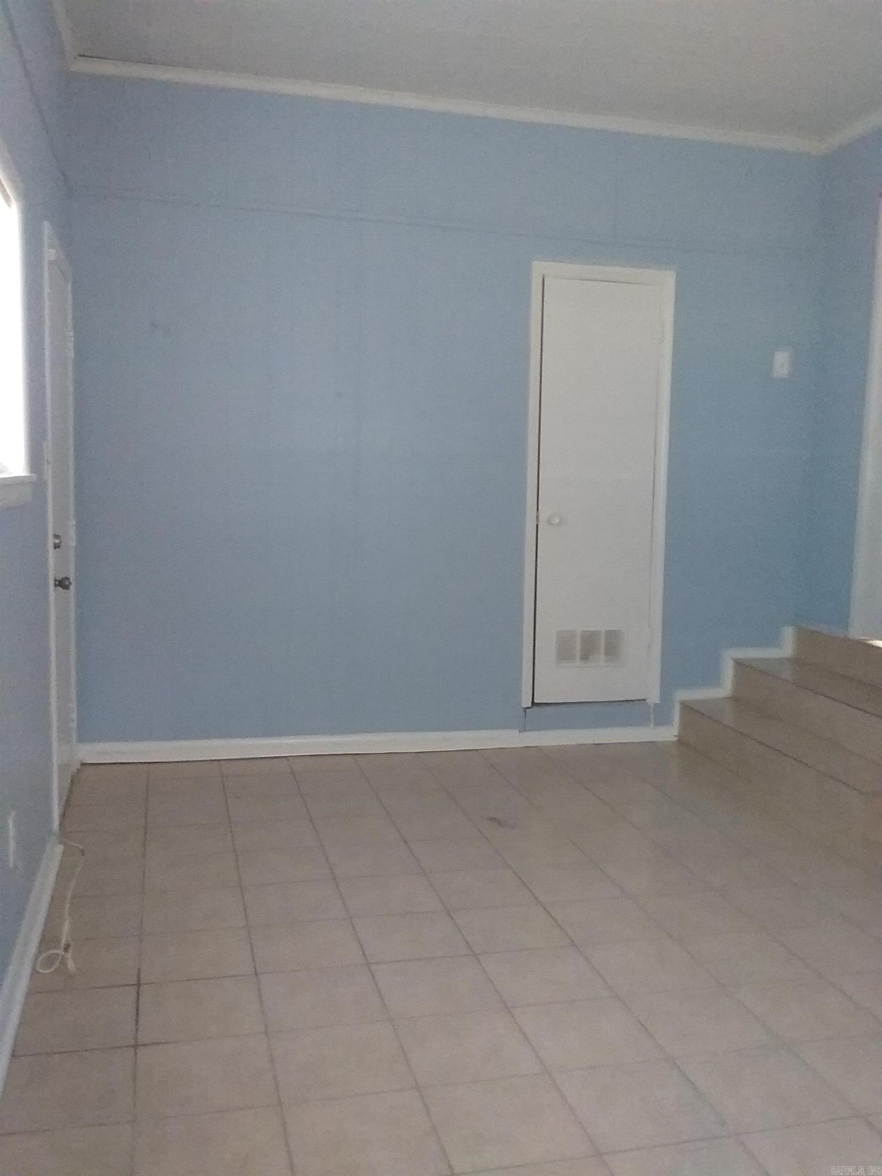 WAKEFIELD VILLAGE - Residential