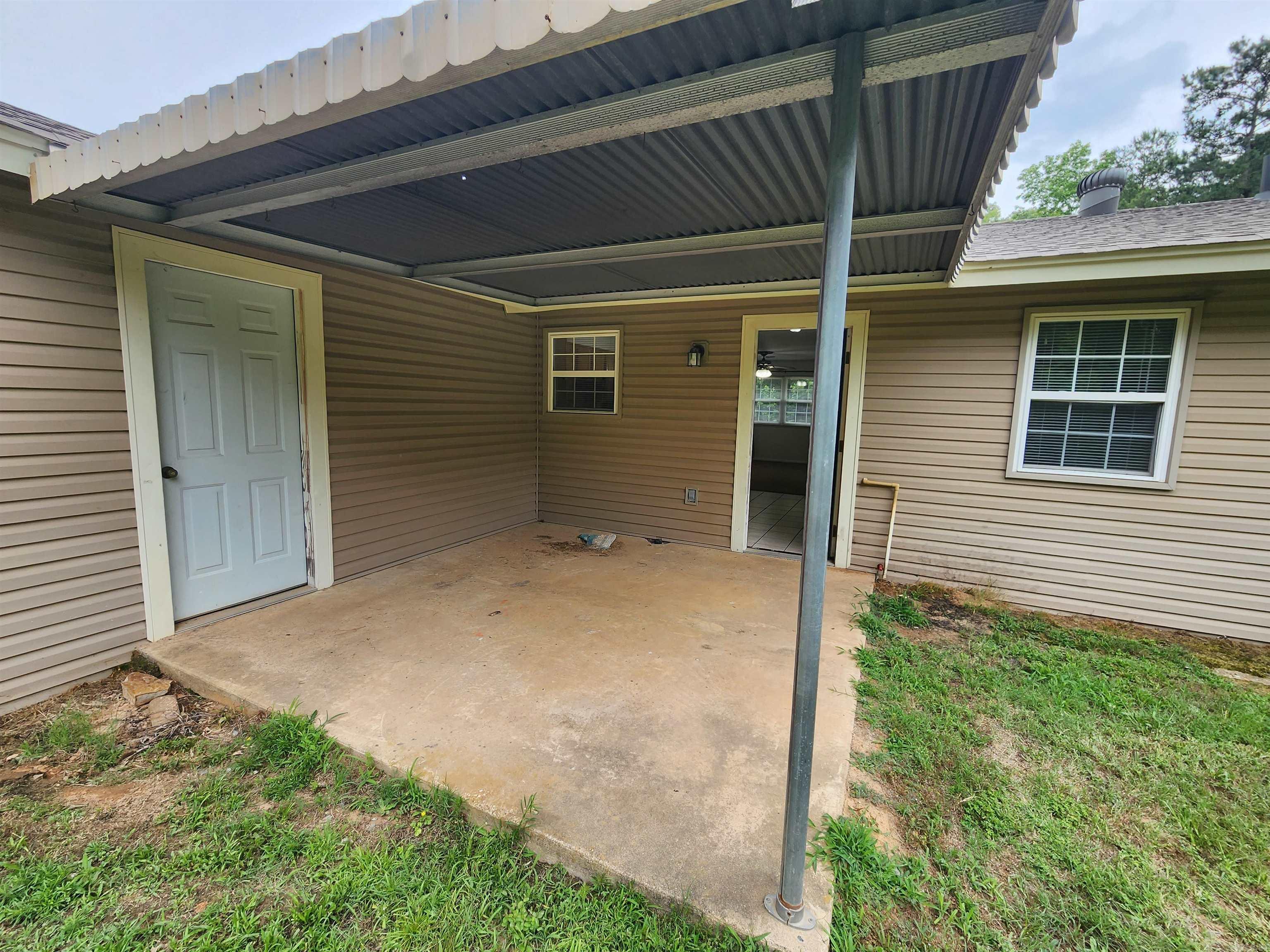 Not in Subdivision - Residential Lease