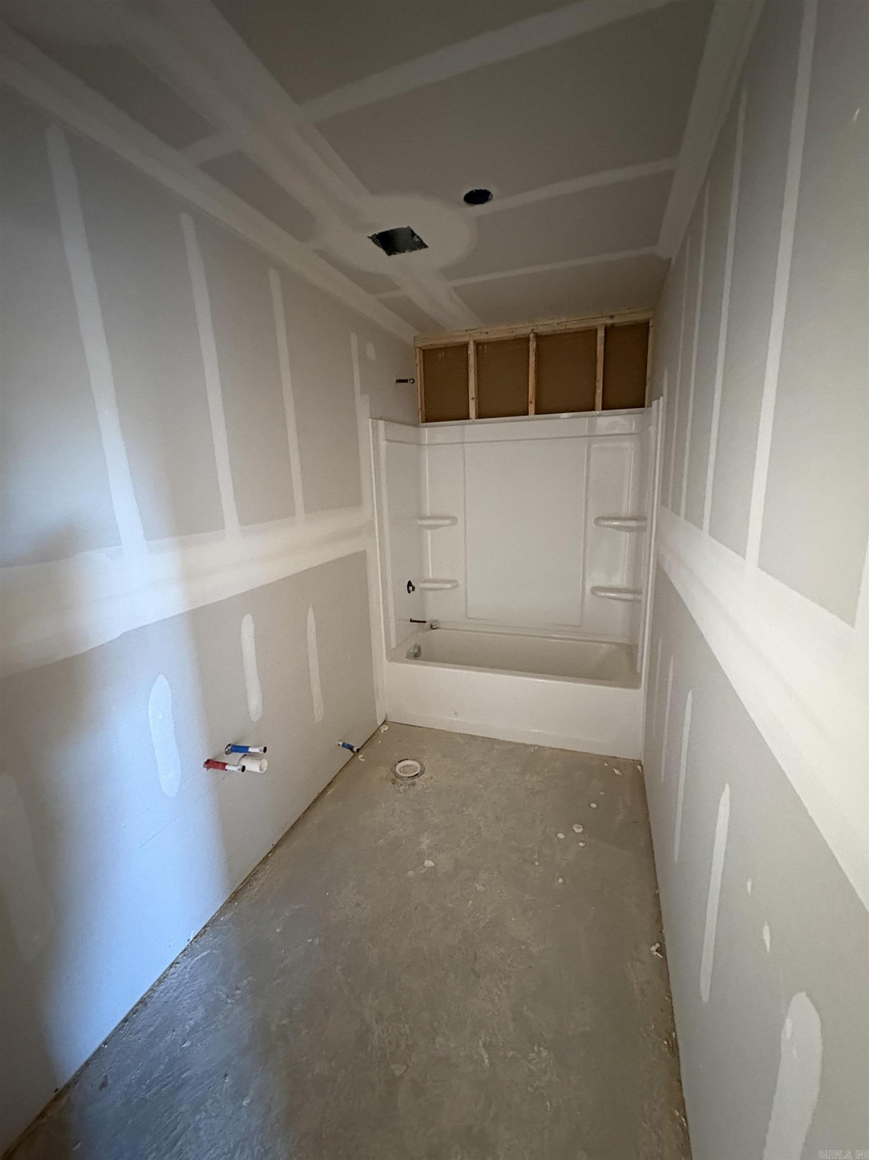 THE MEADOWS - Residential