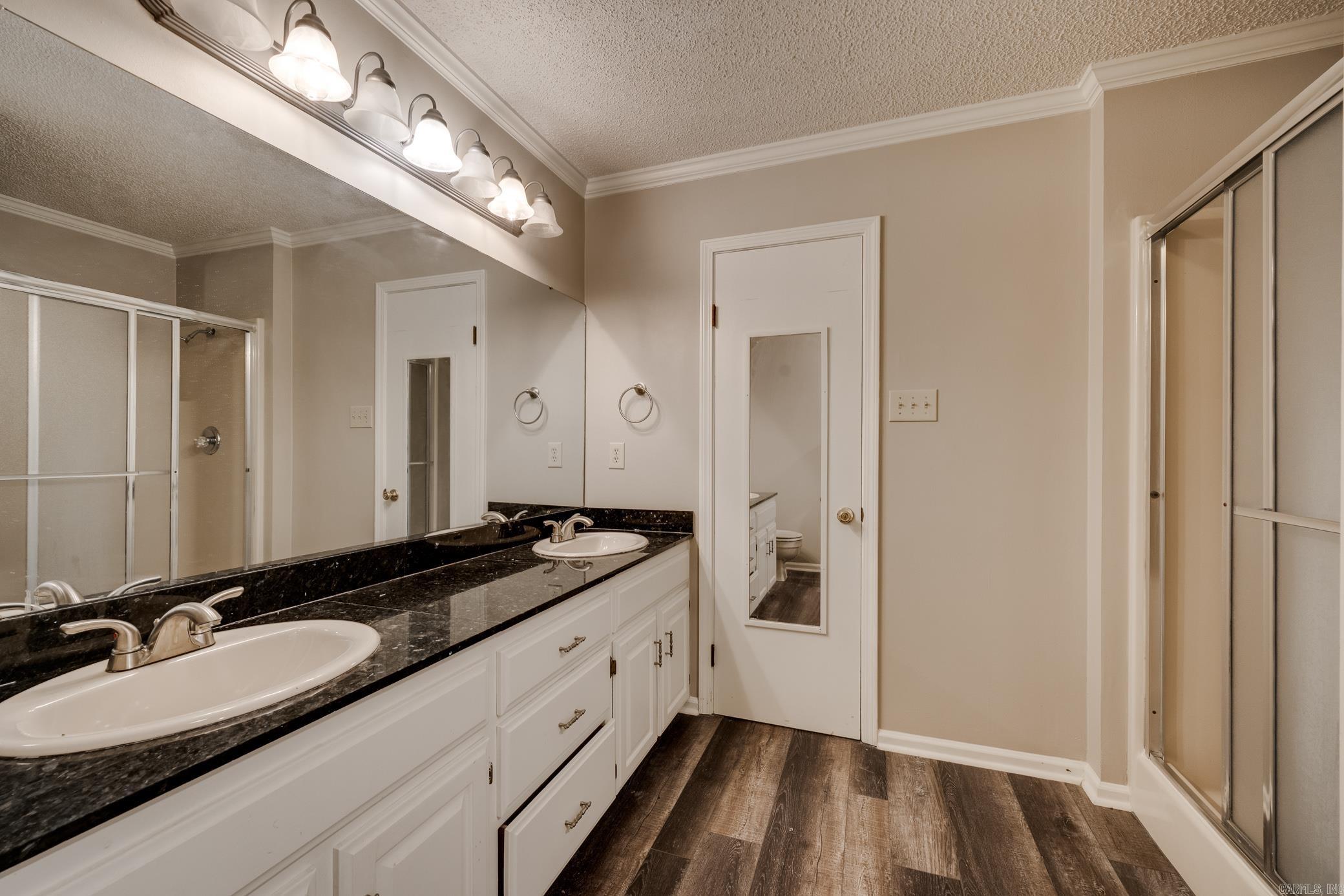 Pickwicket Corner - Residential