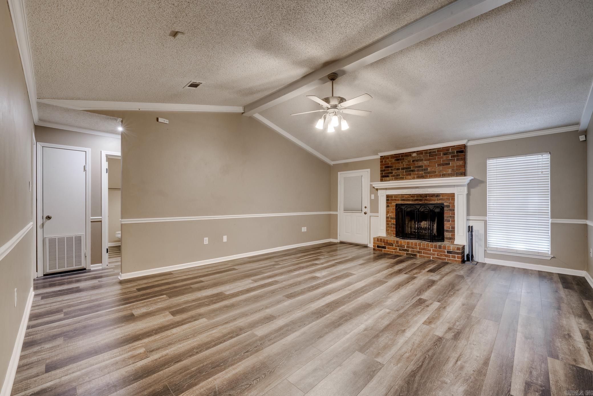 Pickwicket Corner - Residential