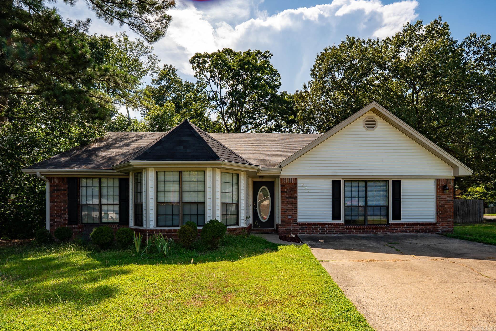Pickwicket Corner - Residential
