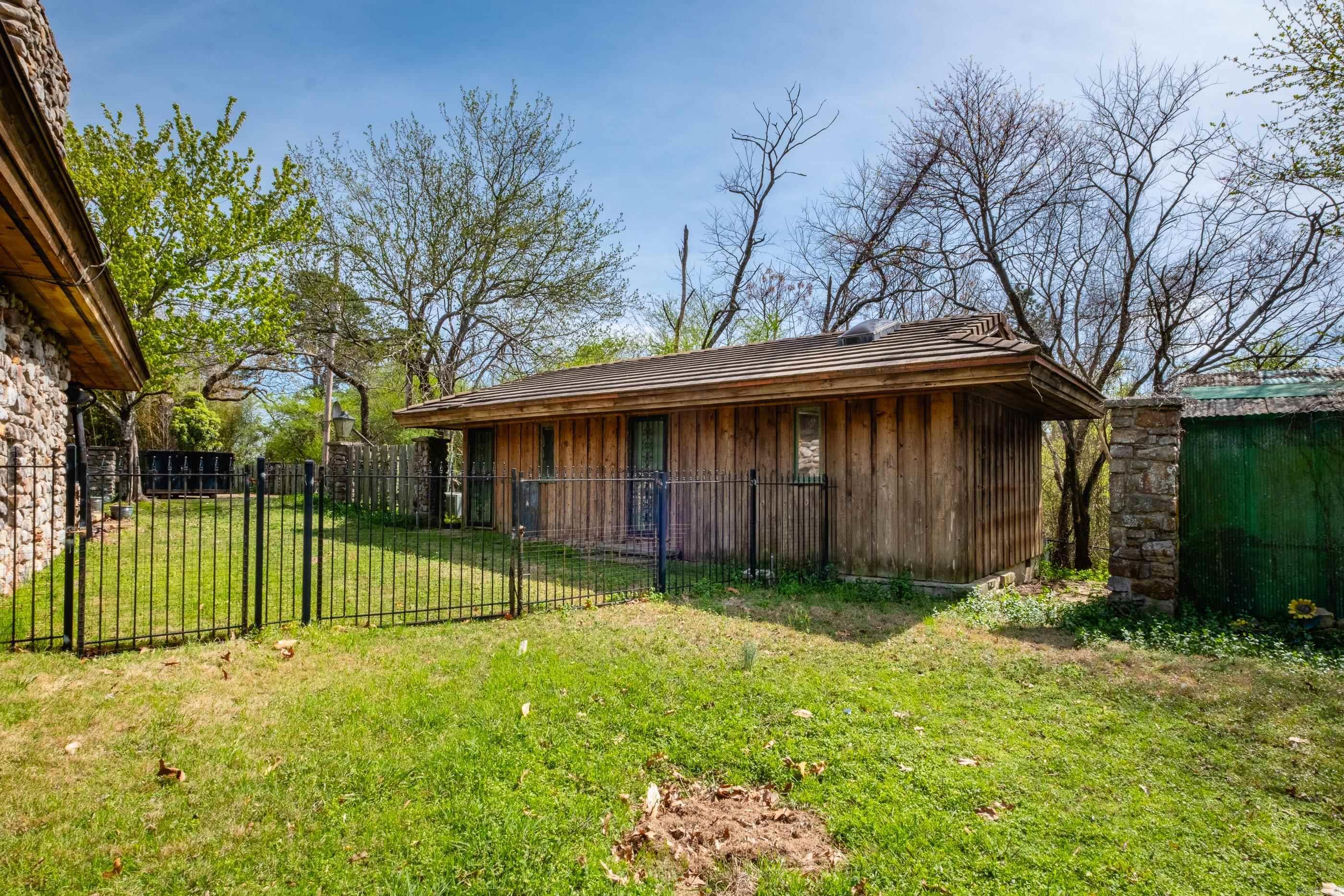 WOODLAND HEIGHTS SUB - Residential