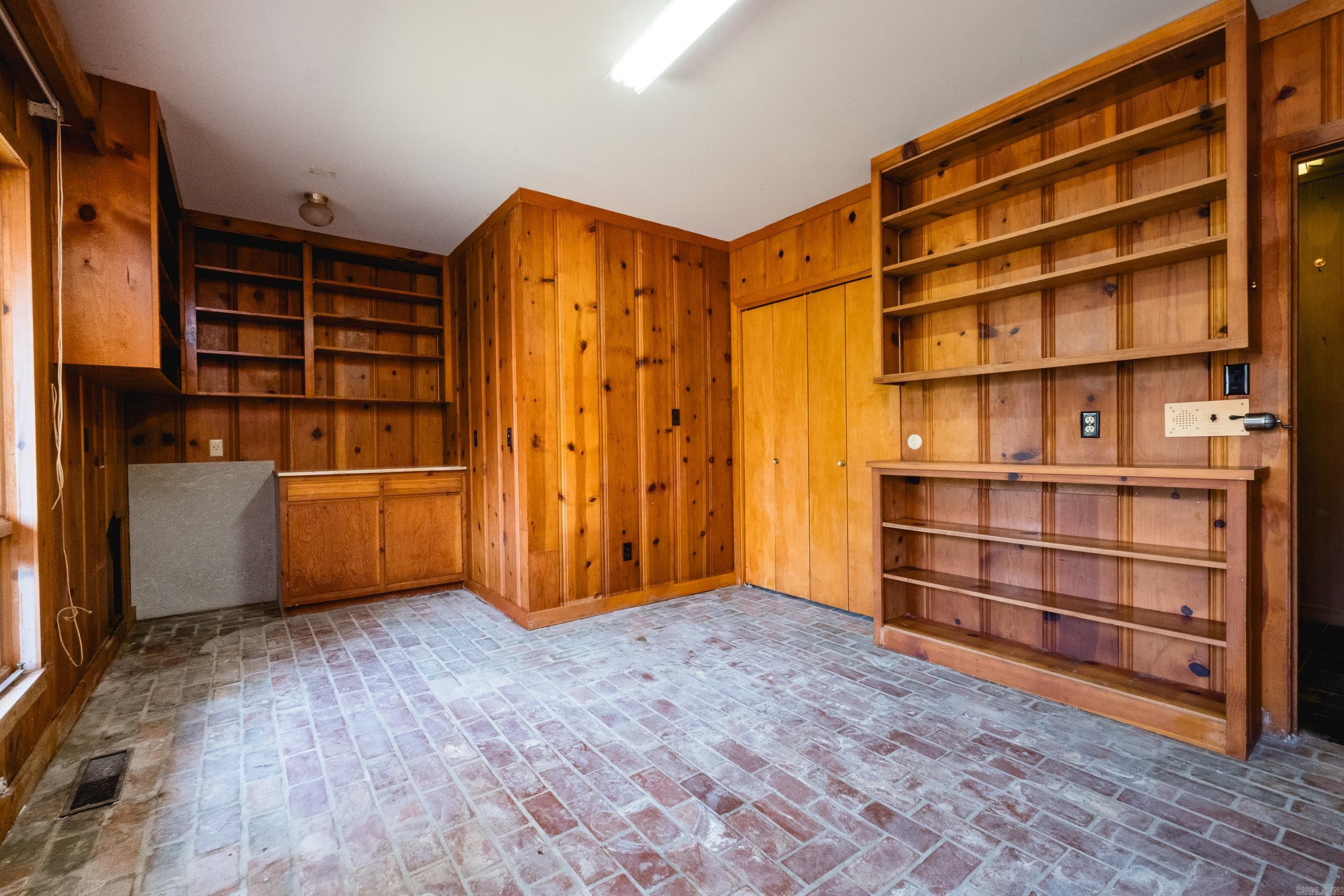 WOODLAND HEIGHTS SUB - Residential