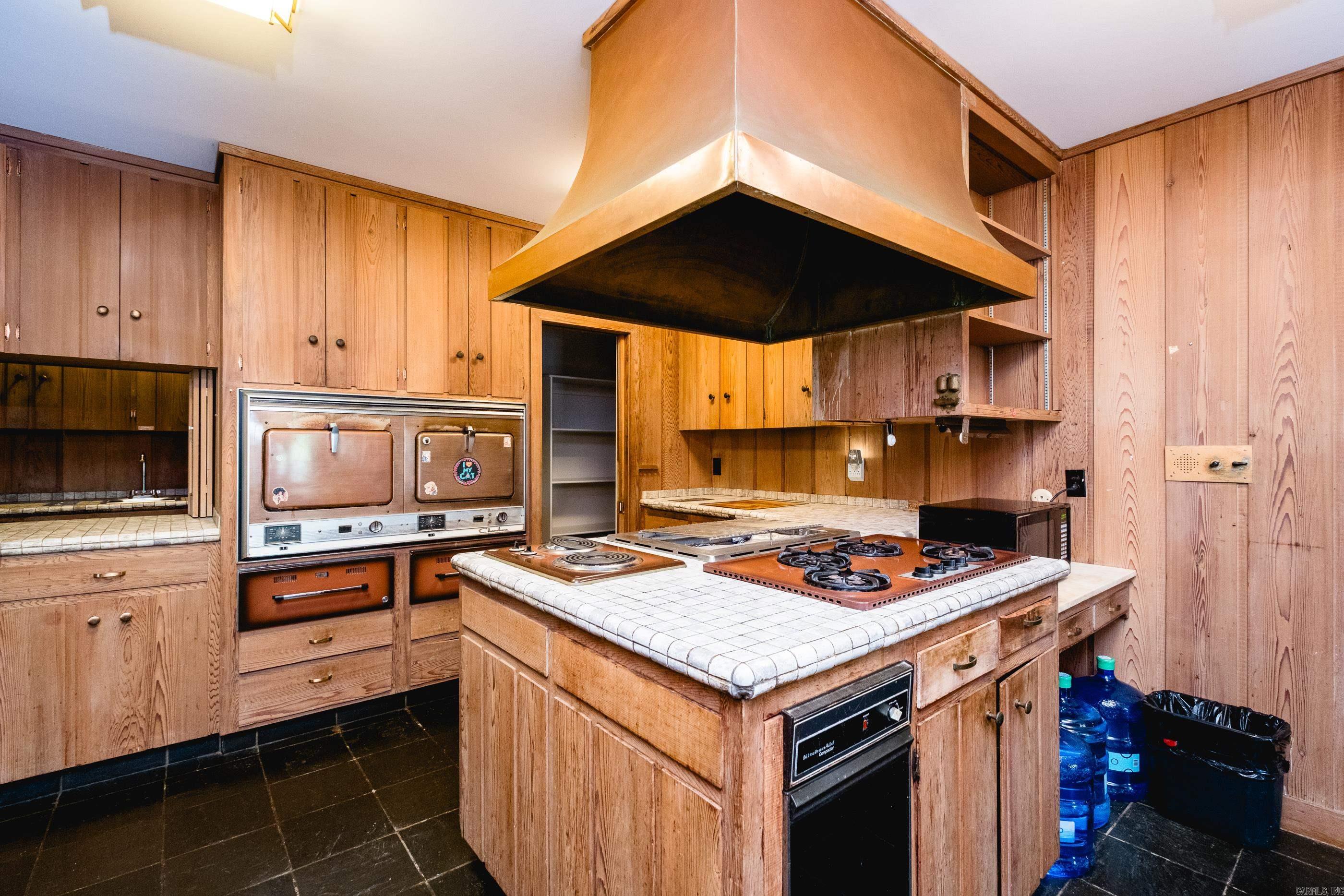 WOODLAND HEIGHTS SUB - Residential