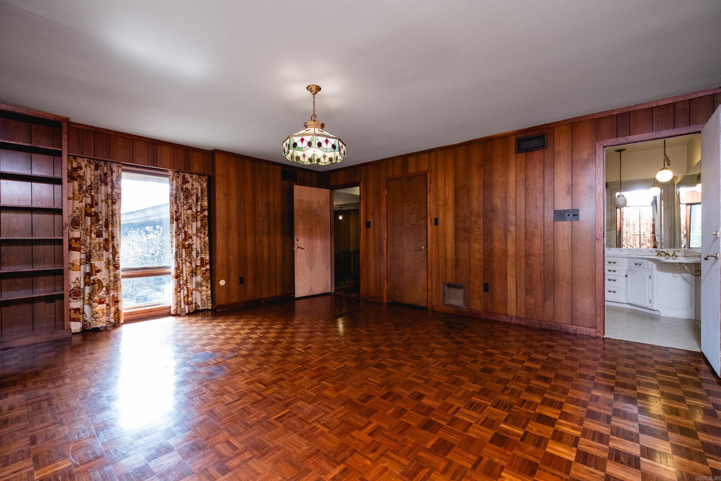 WOODLAND HEIGHTS SUB - Residential