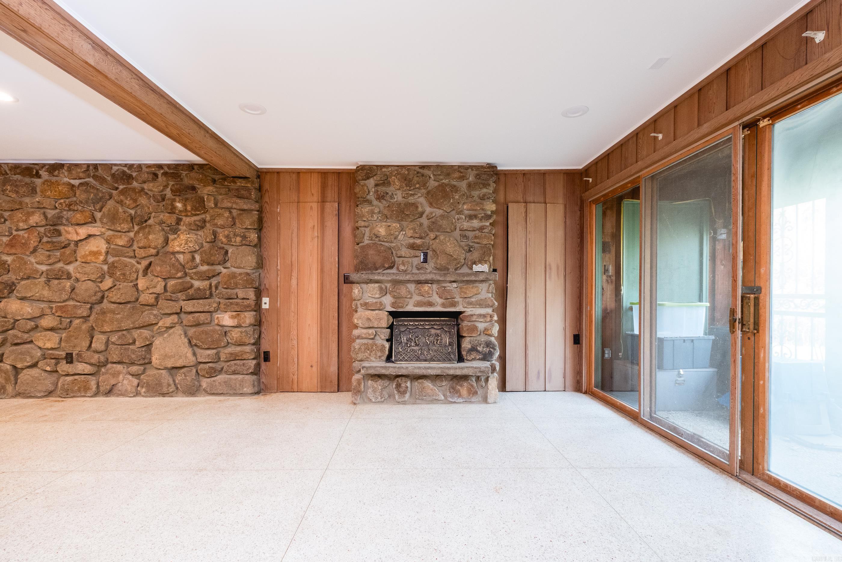 WOODLAND HEIGHTS SUB - Residential