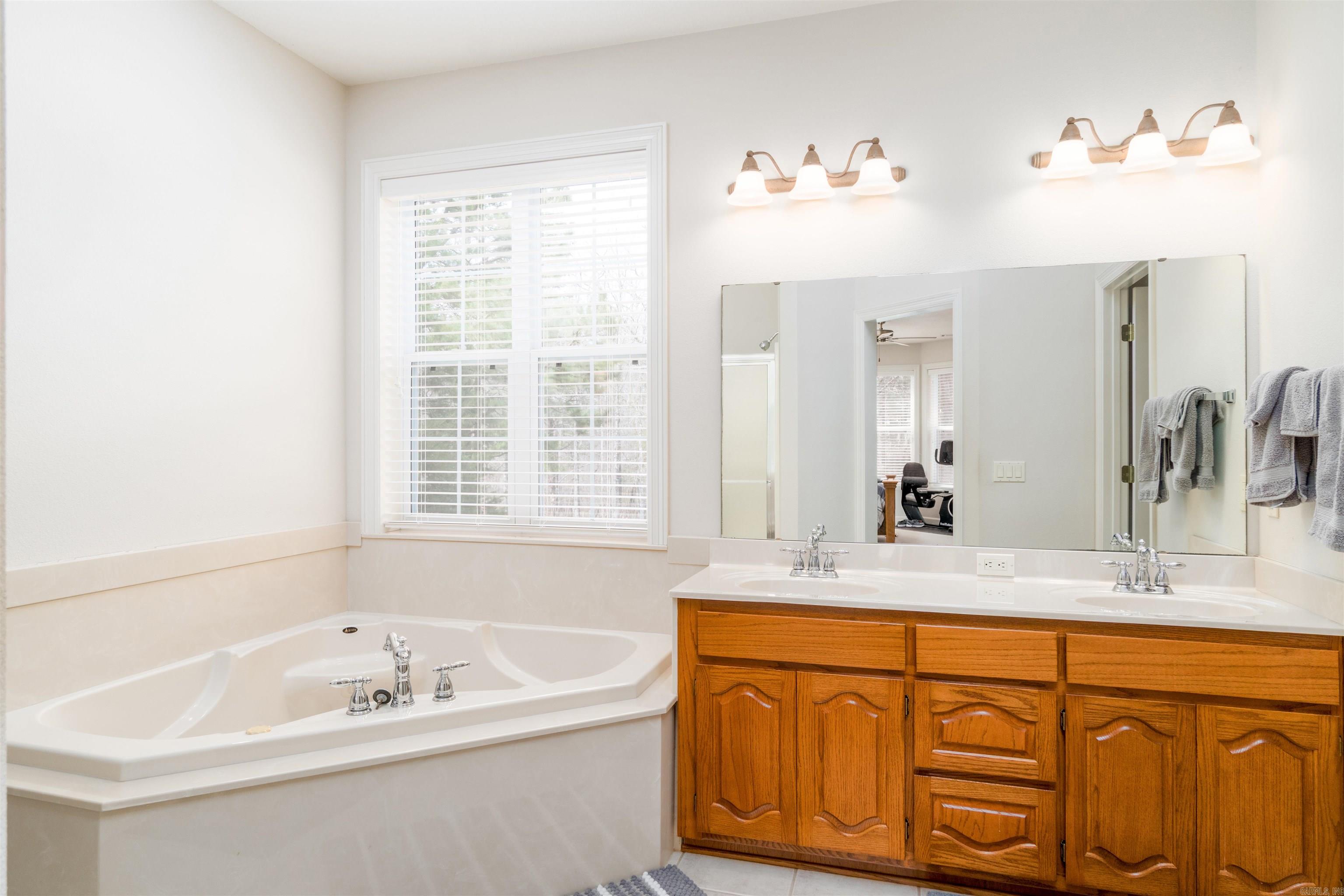 ISABELLA - Residential