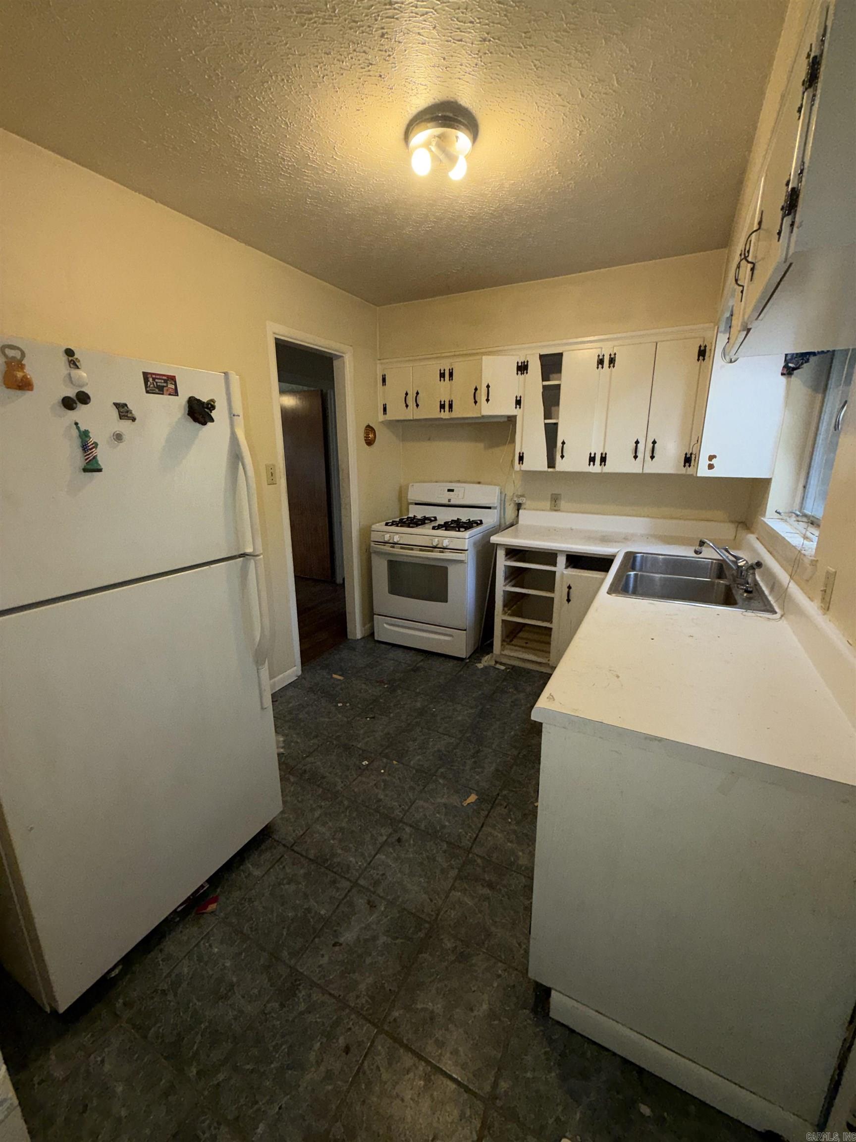 BROADMOOR ADDN - Residential