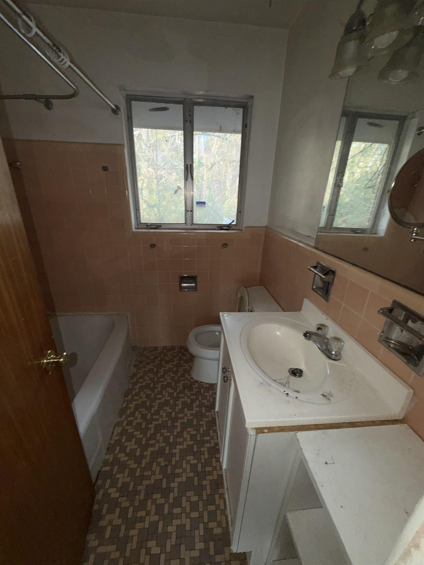 BROADMOOR ADDN - Residential