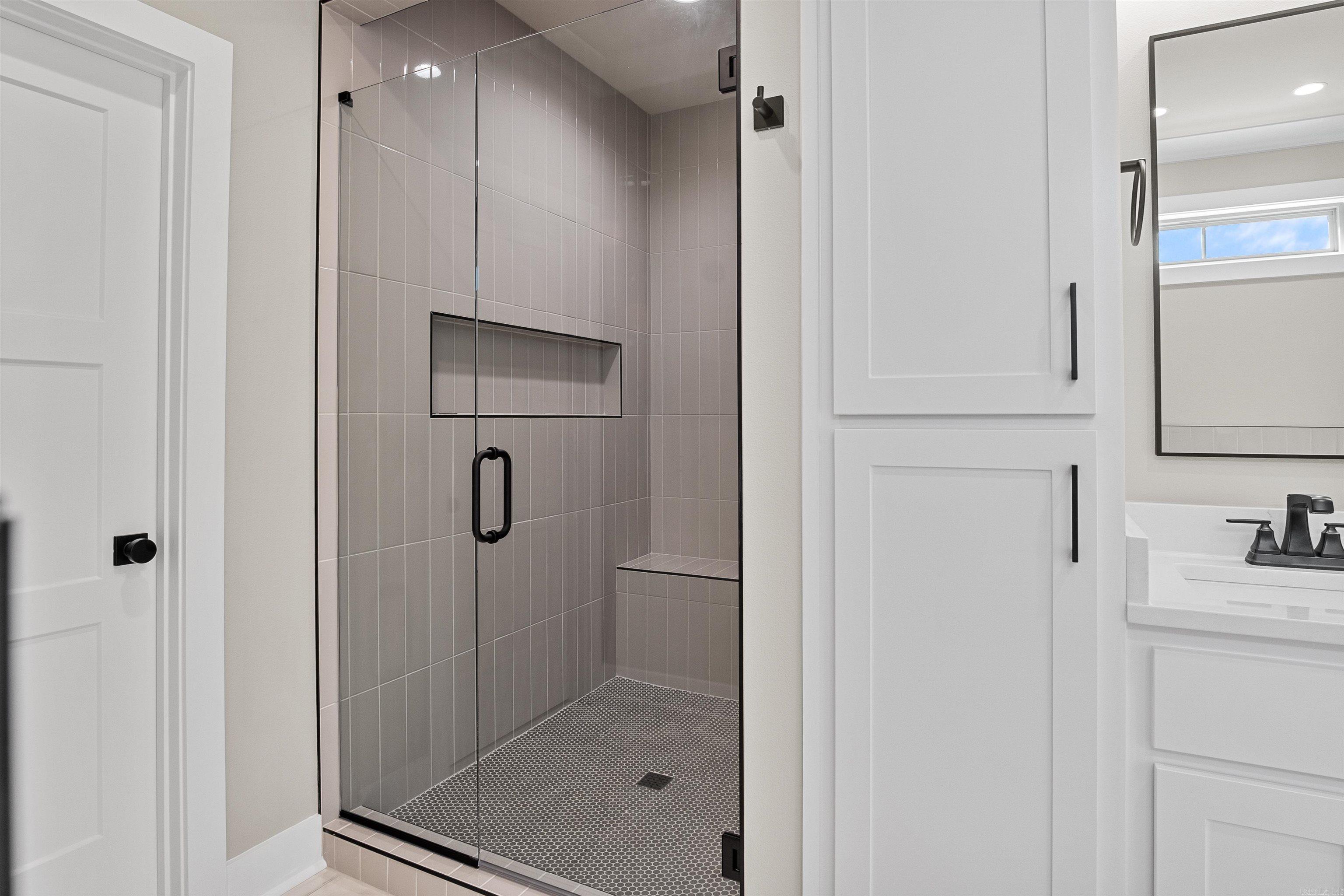 HIDDEN VALLEY ESTATES - Residential