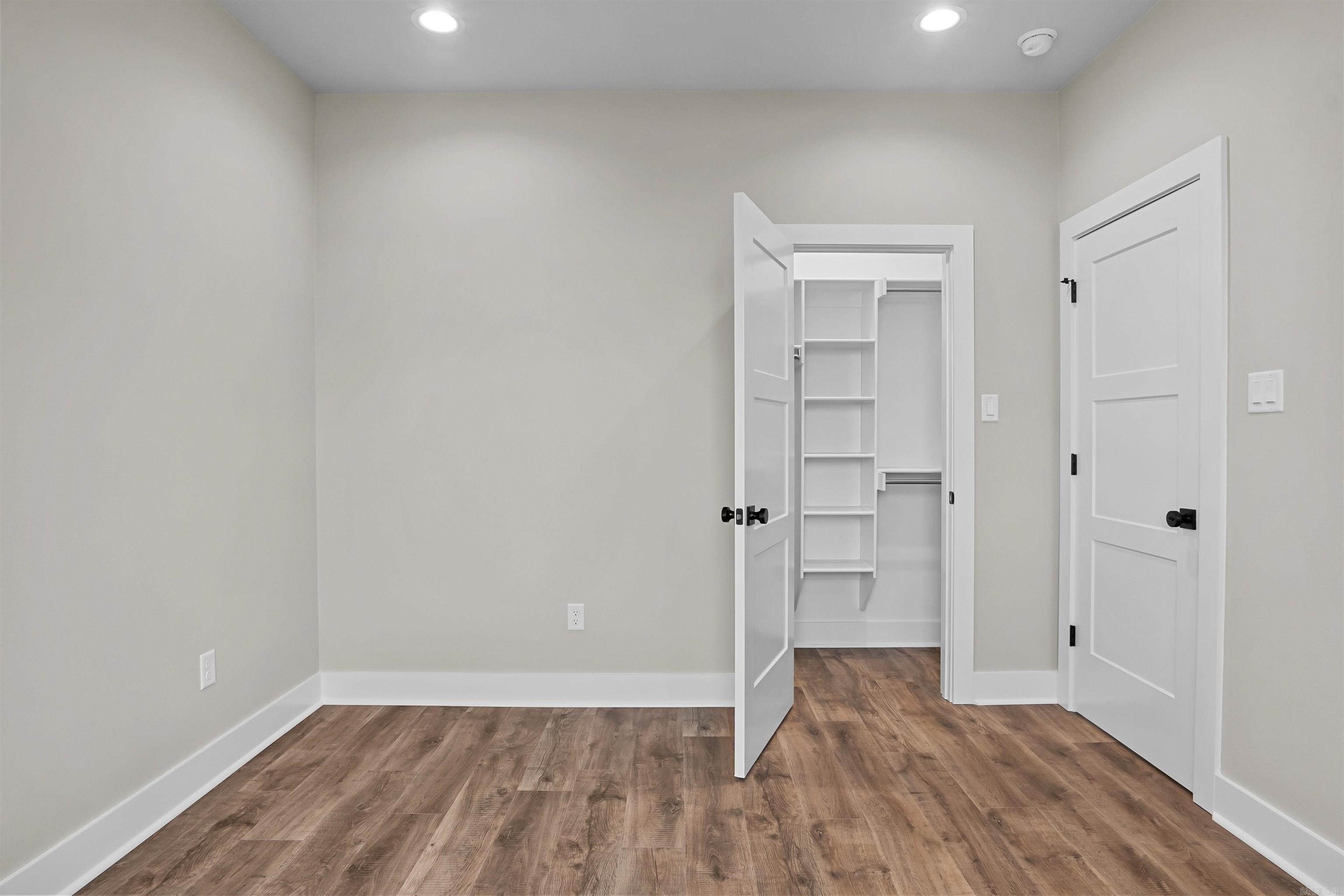 HIDDEN VALLEY ESTATES - Residential