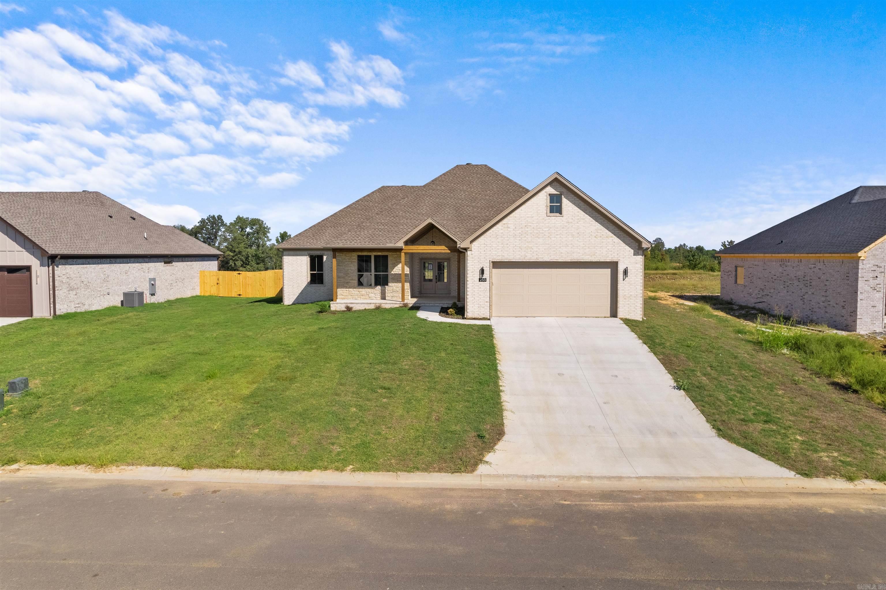 HIDDEN VALLEY ESTATES - Residential