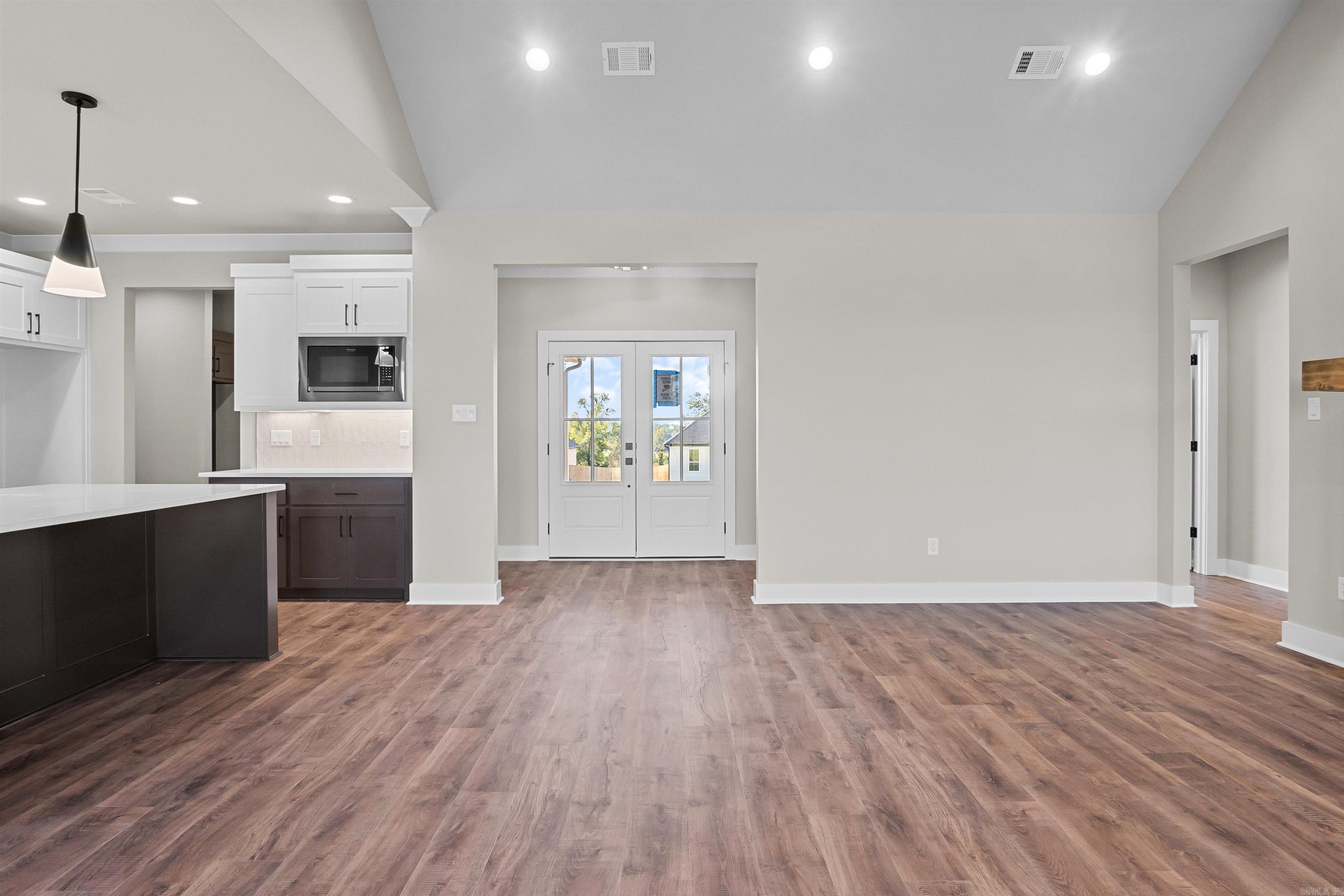 HIDDEN VALLEY ESTATES - Residential