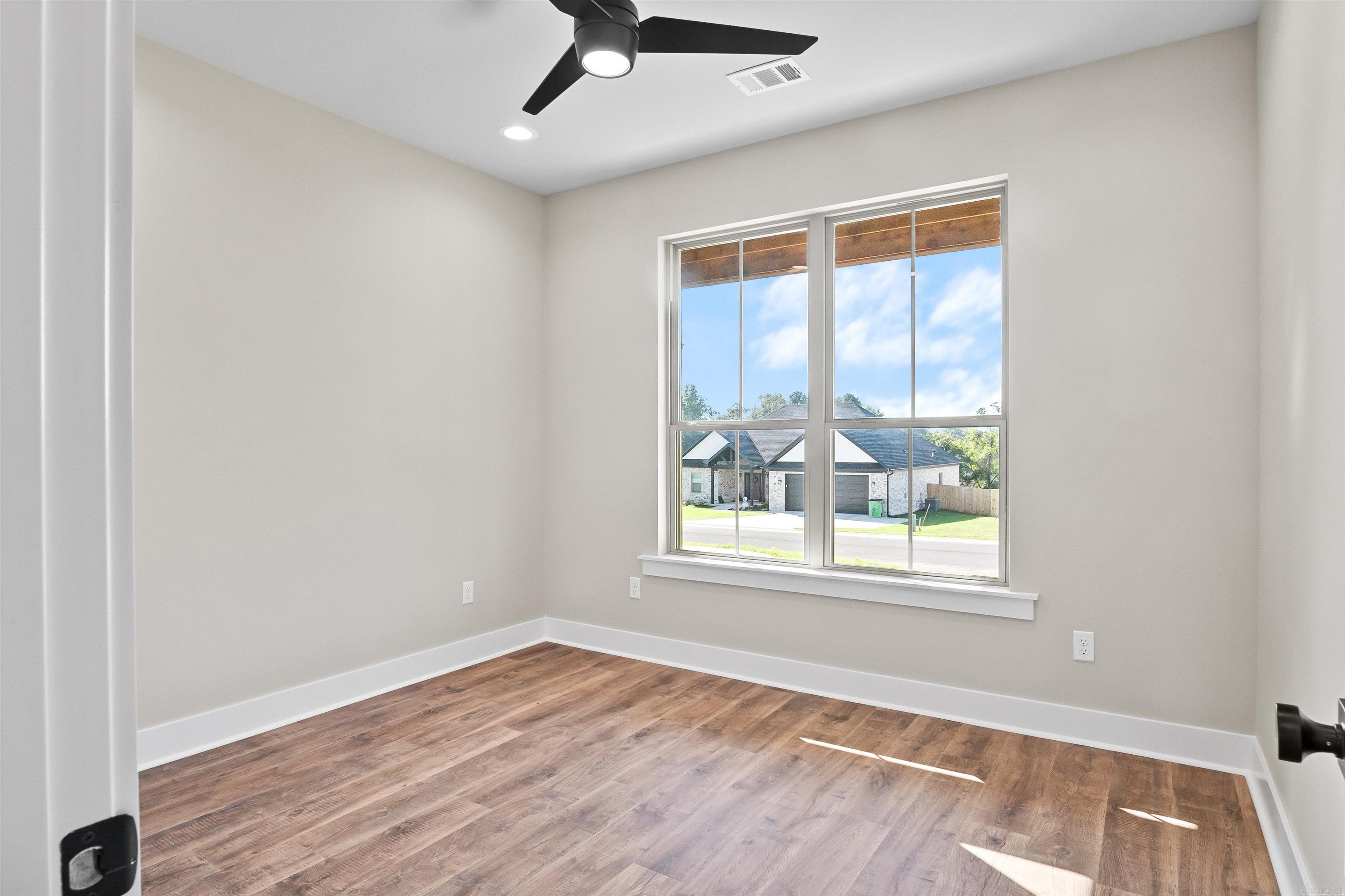 HIDDEN VALLEY ESTATES - Residential