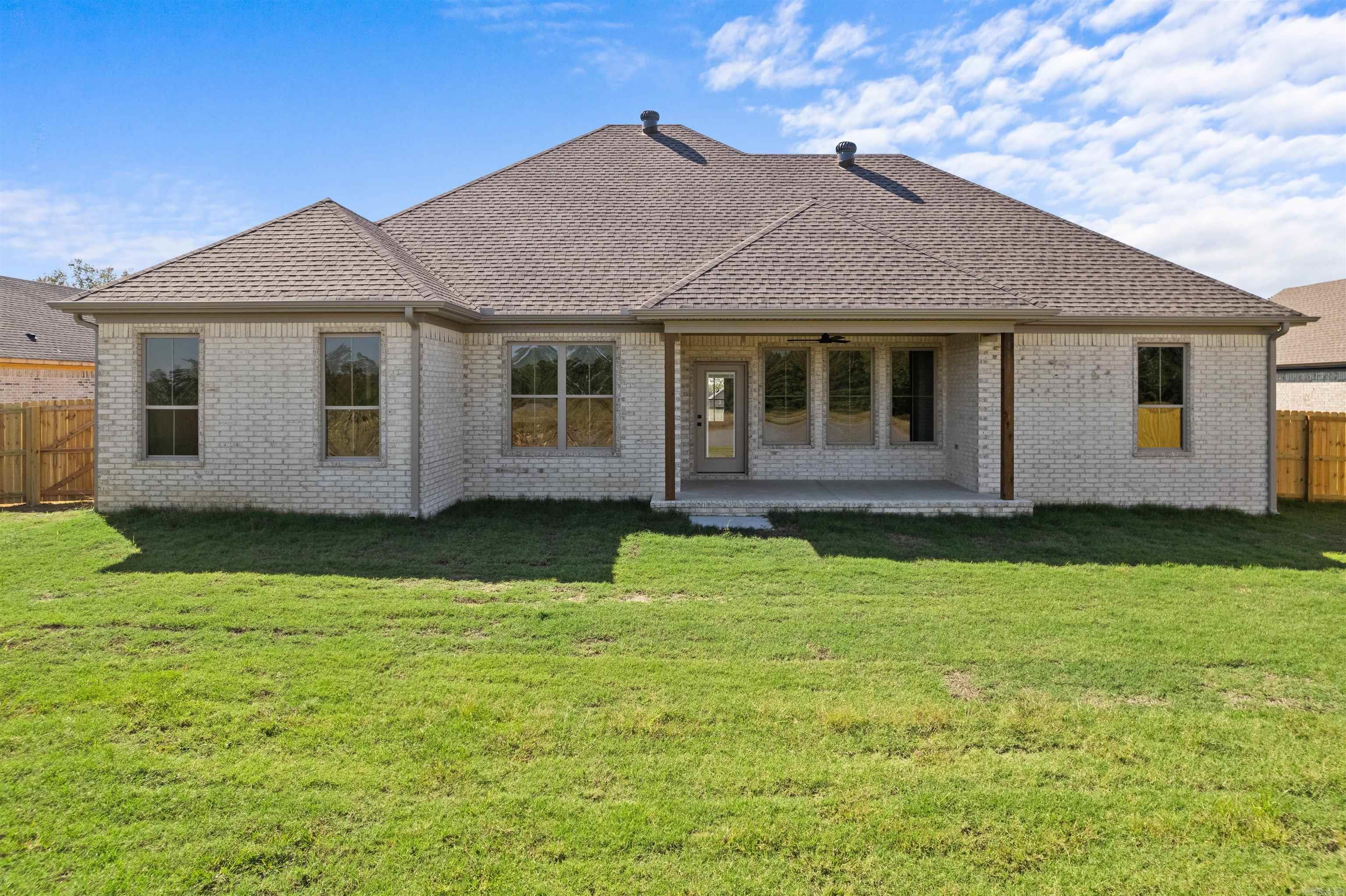 HIDDEN VALLEY ESTATES - Residential