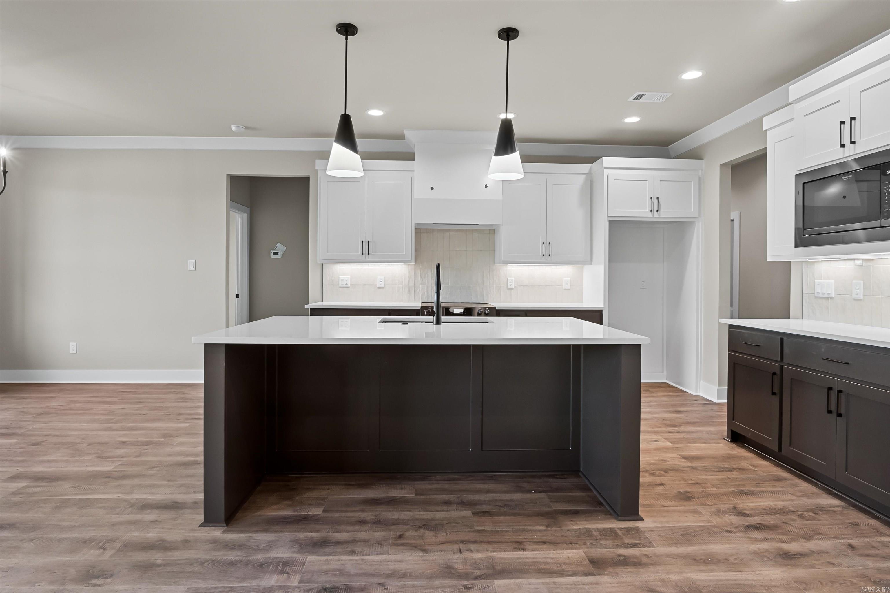 HIDDEN VALLEY ESTATES - Residential