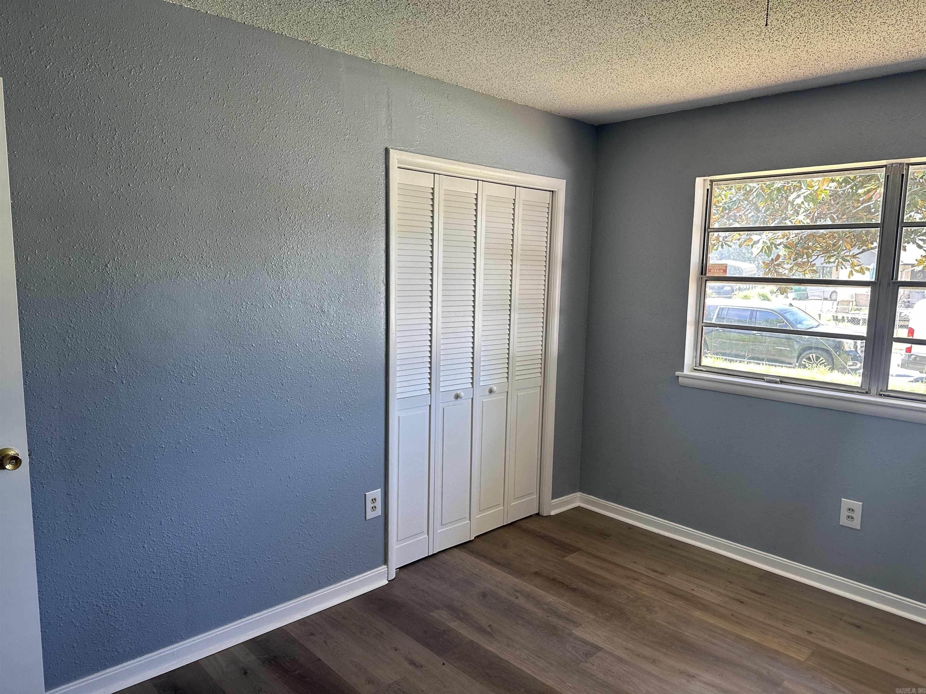 BELMONT - Residential