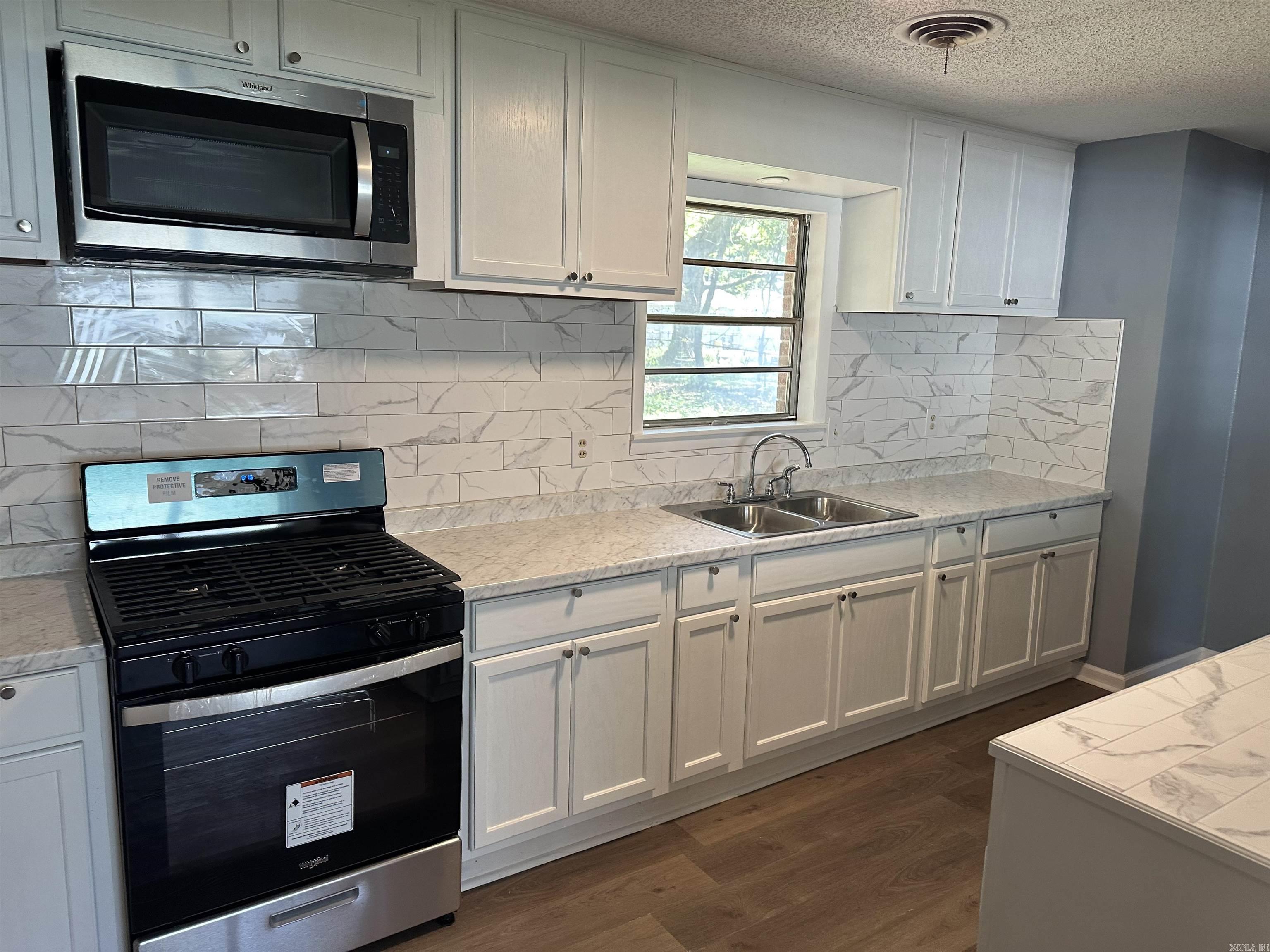 BELMONT - Residential