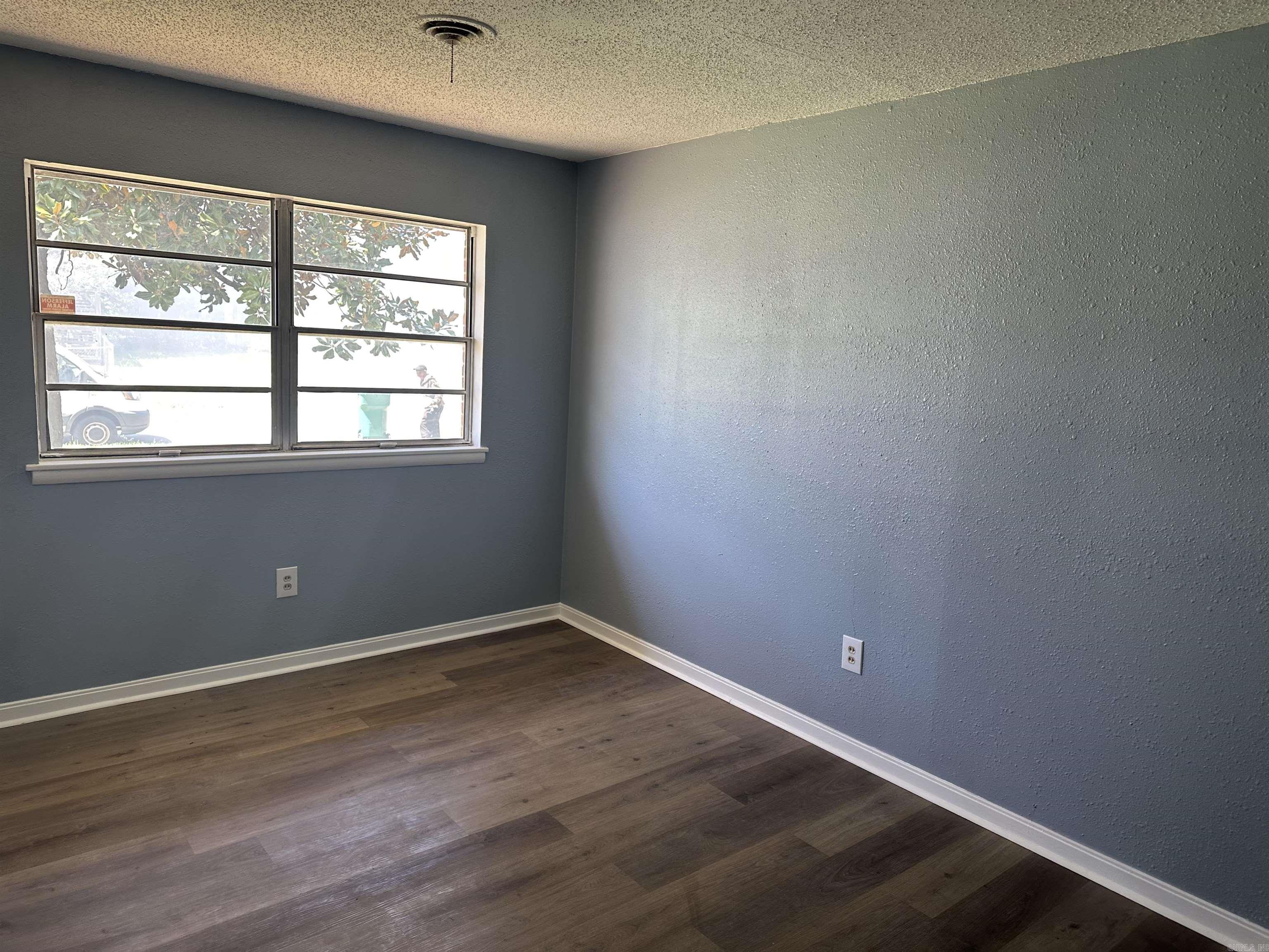 BELMONT - Residential