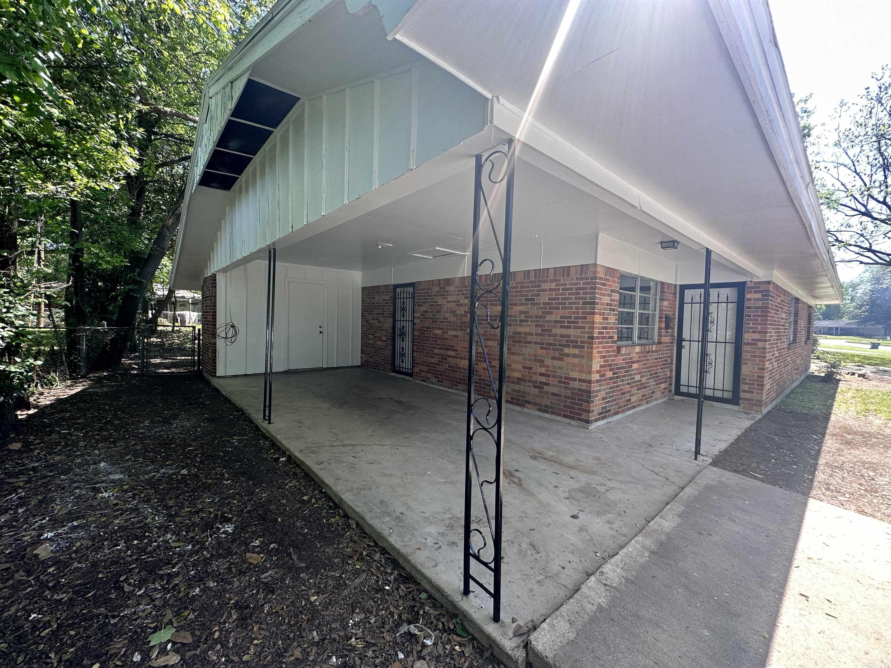 BELMONT - Residential