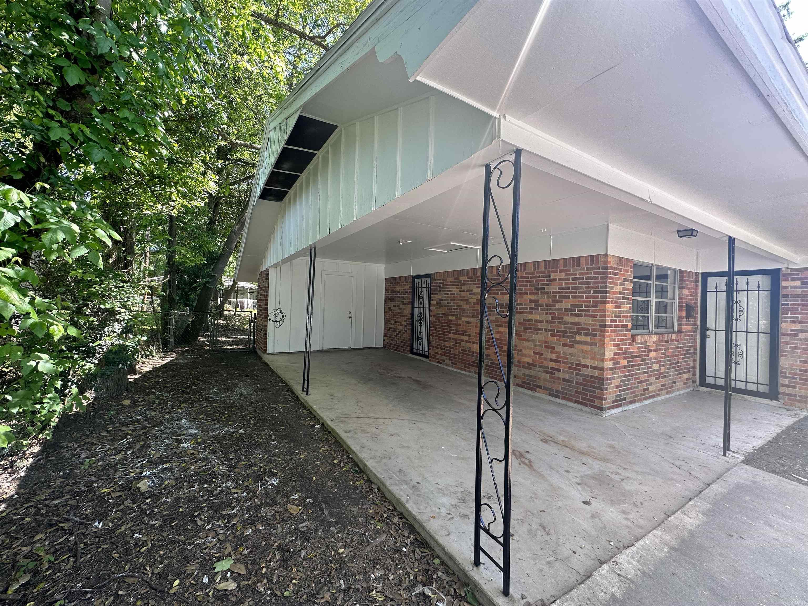 BELMONT - Residential