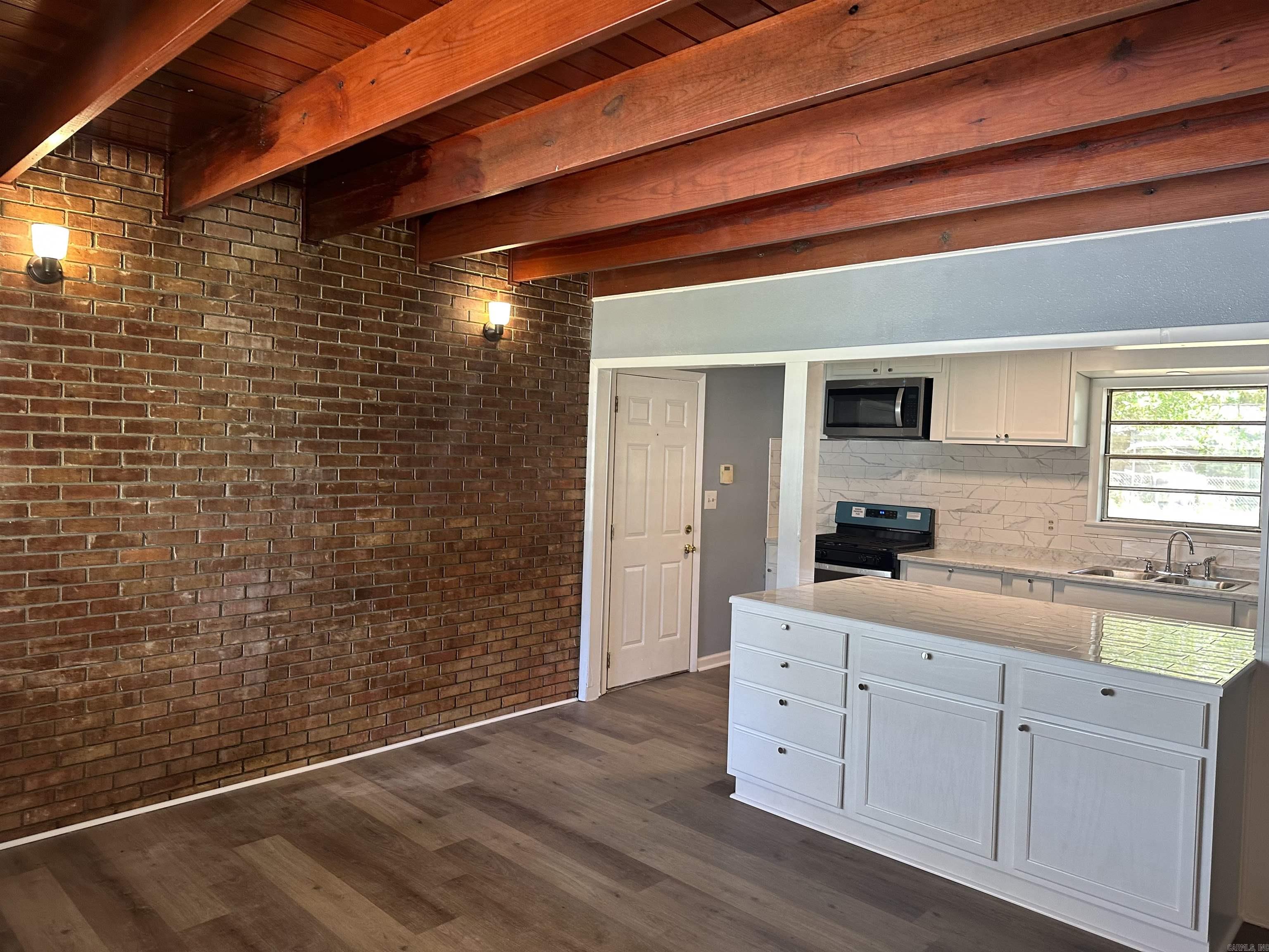 BELMONT - Residential