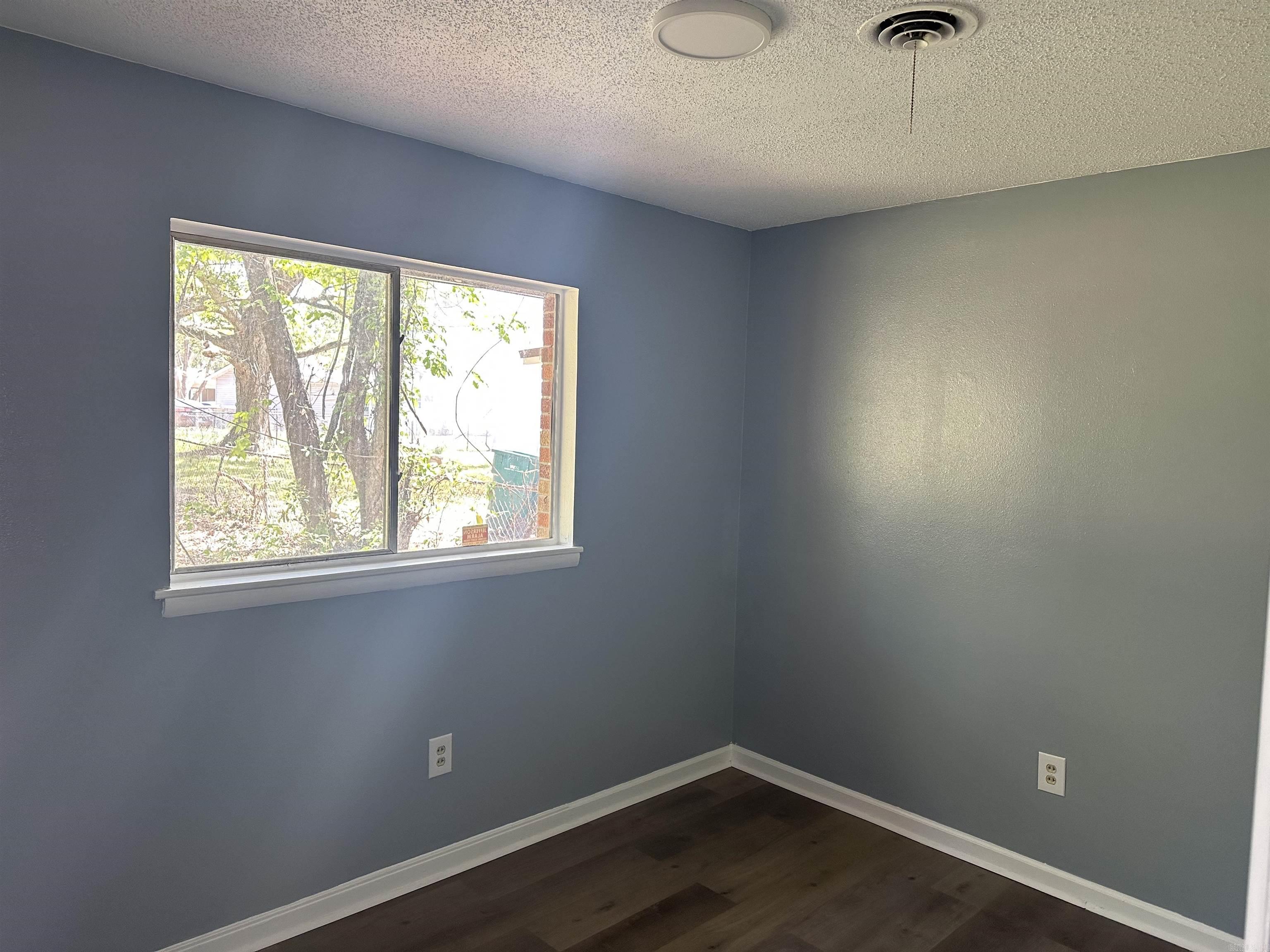 BELMONT - Residential