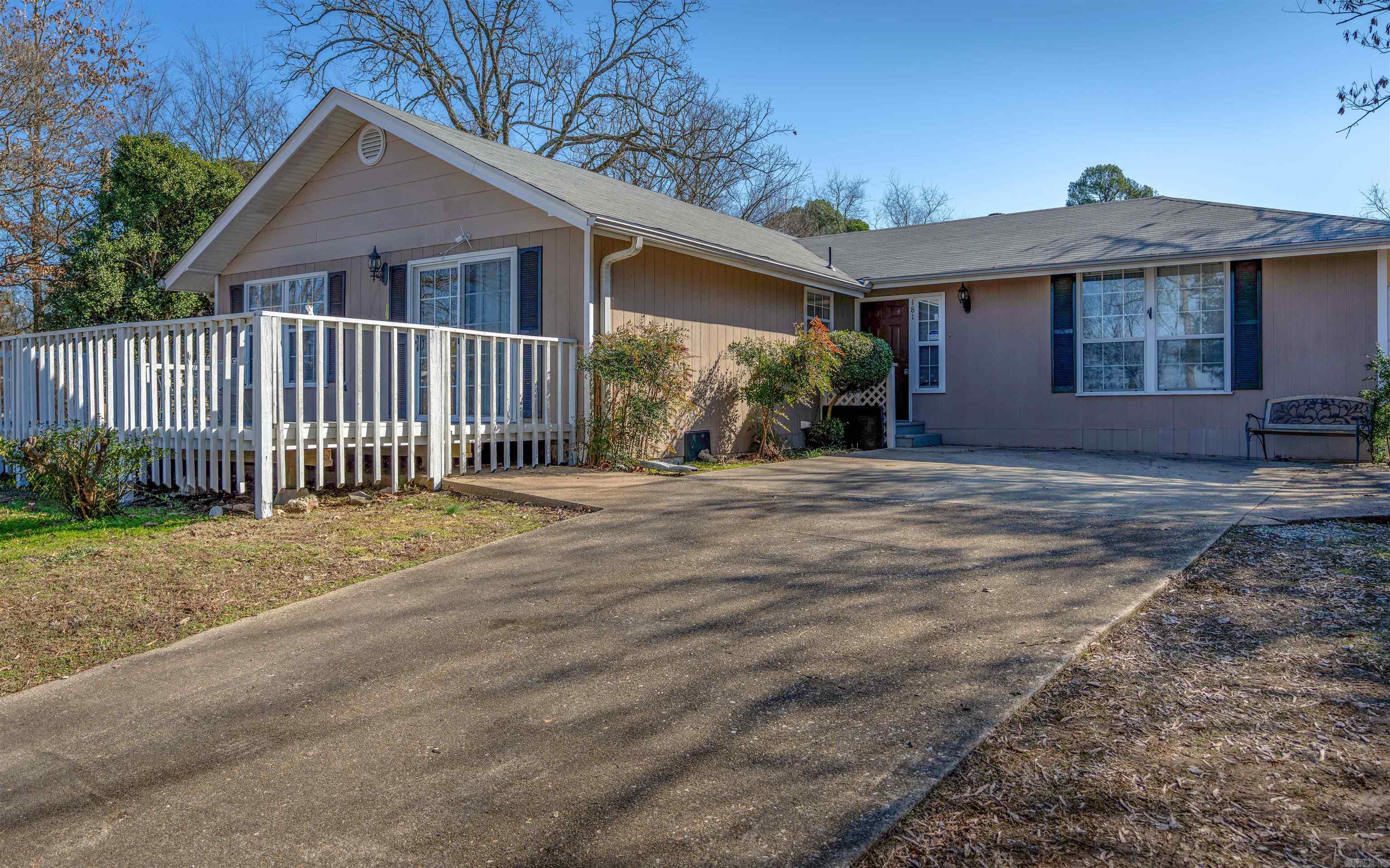 CHARMING HEIGHTS - Residential