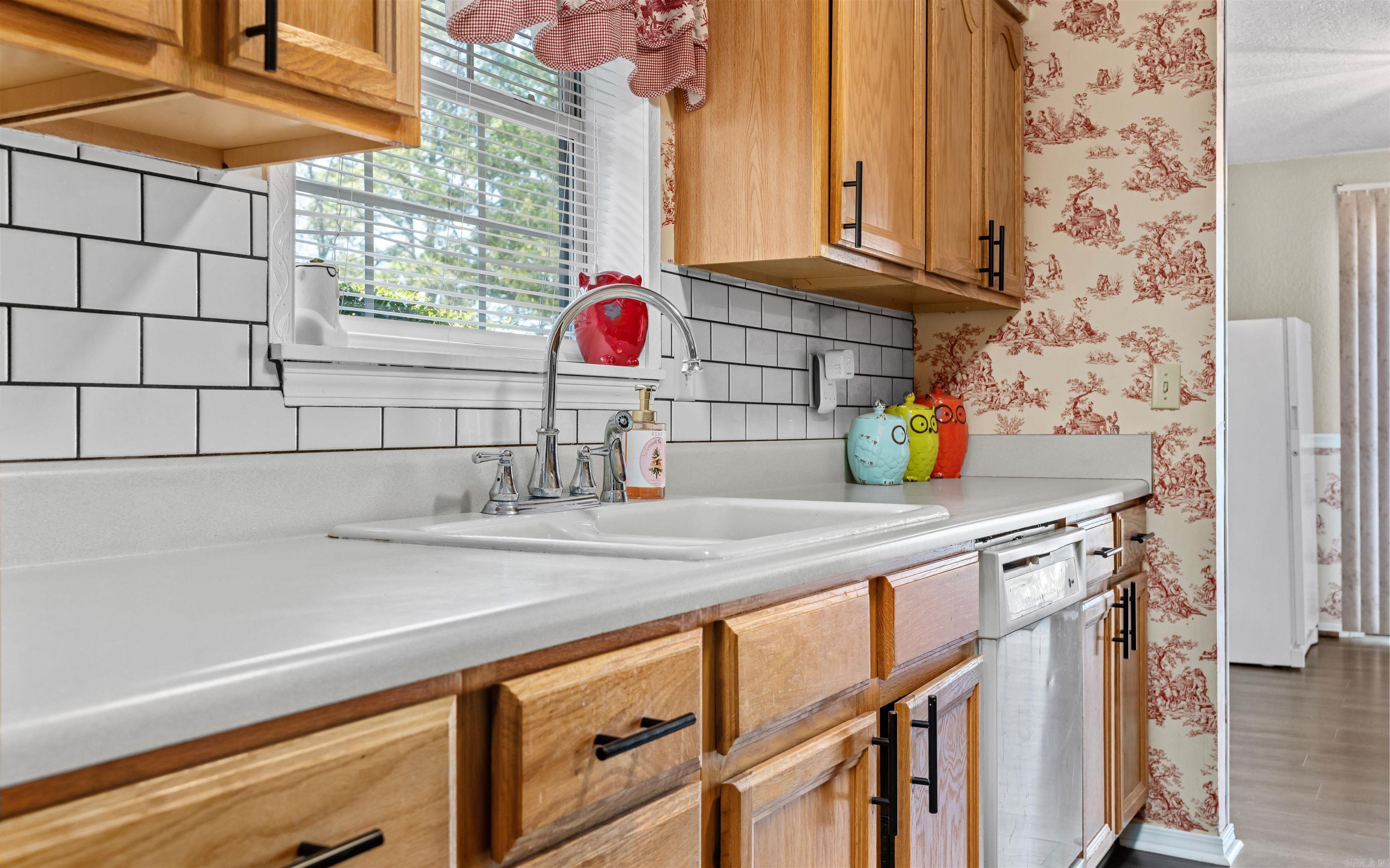 CHARMING HEIGHTS - Residential