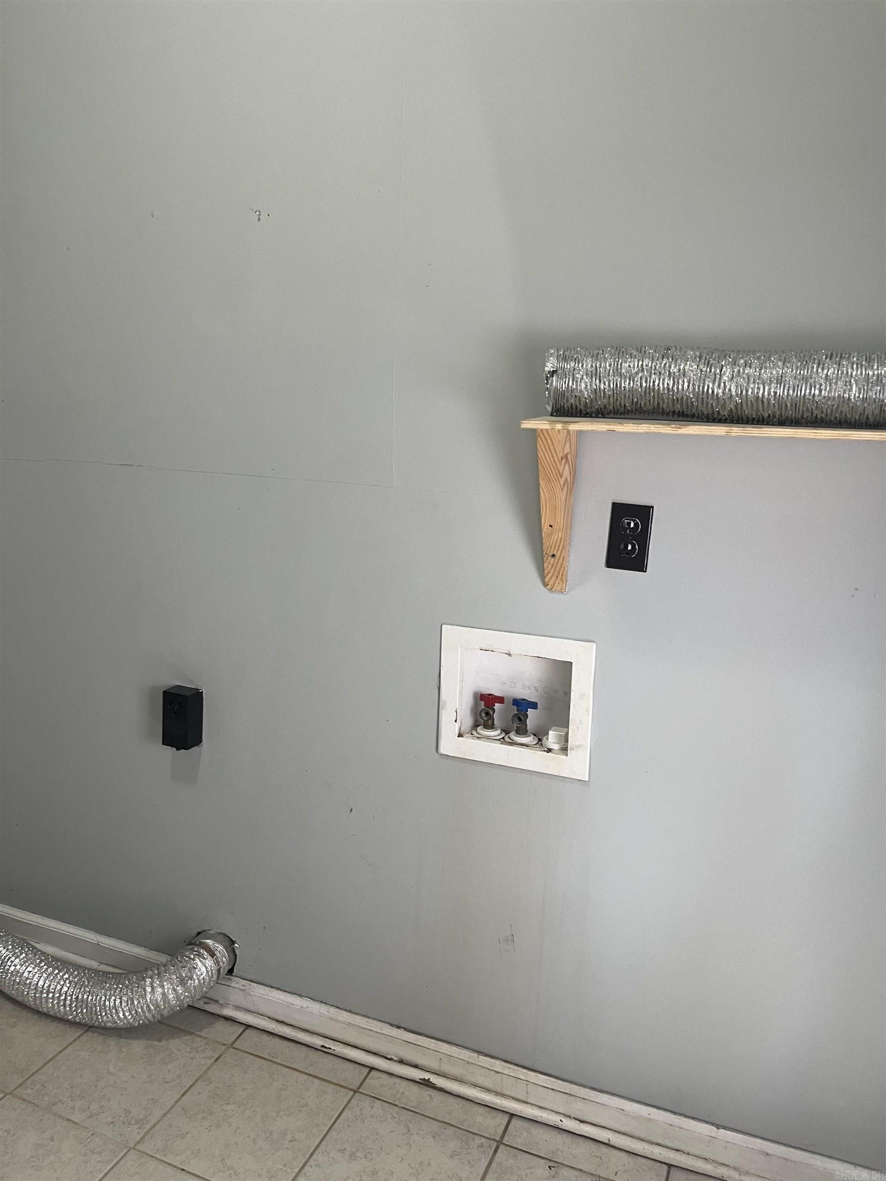 WESTERN ACRES - Residential